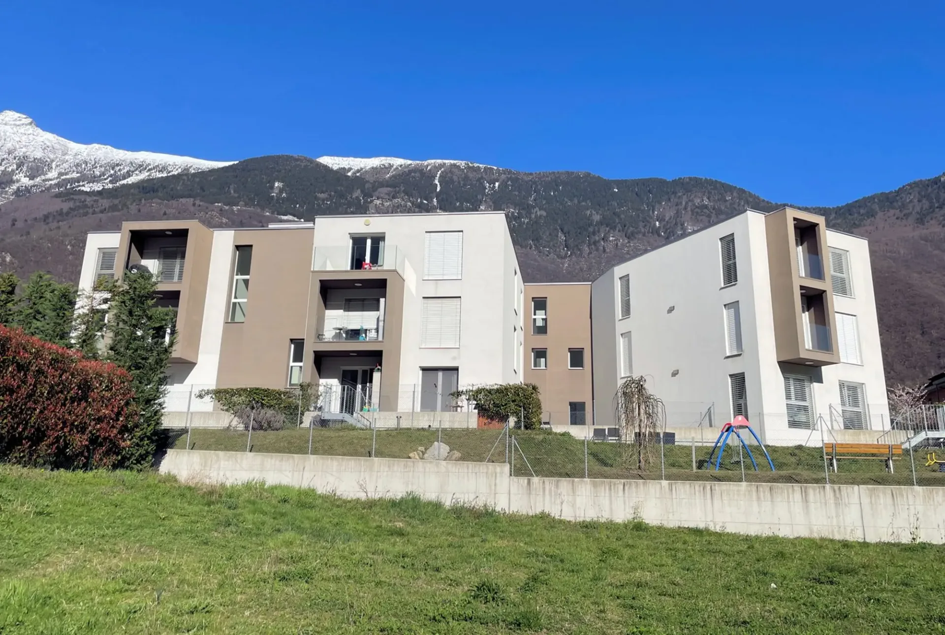 Nuovo appartamento all'ultimo piano in elegante residenza