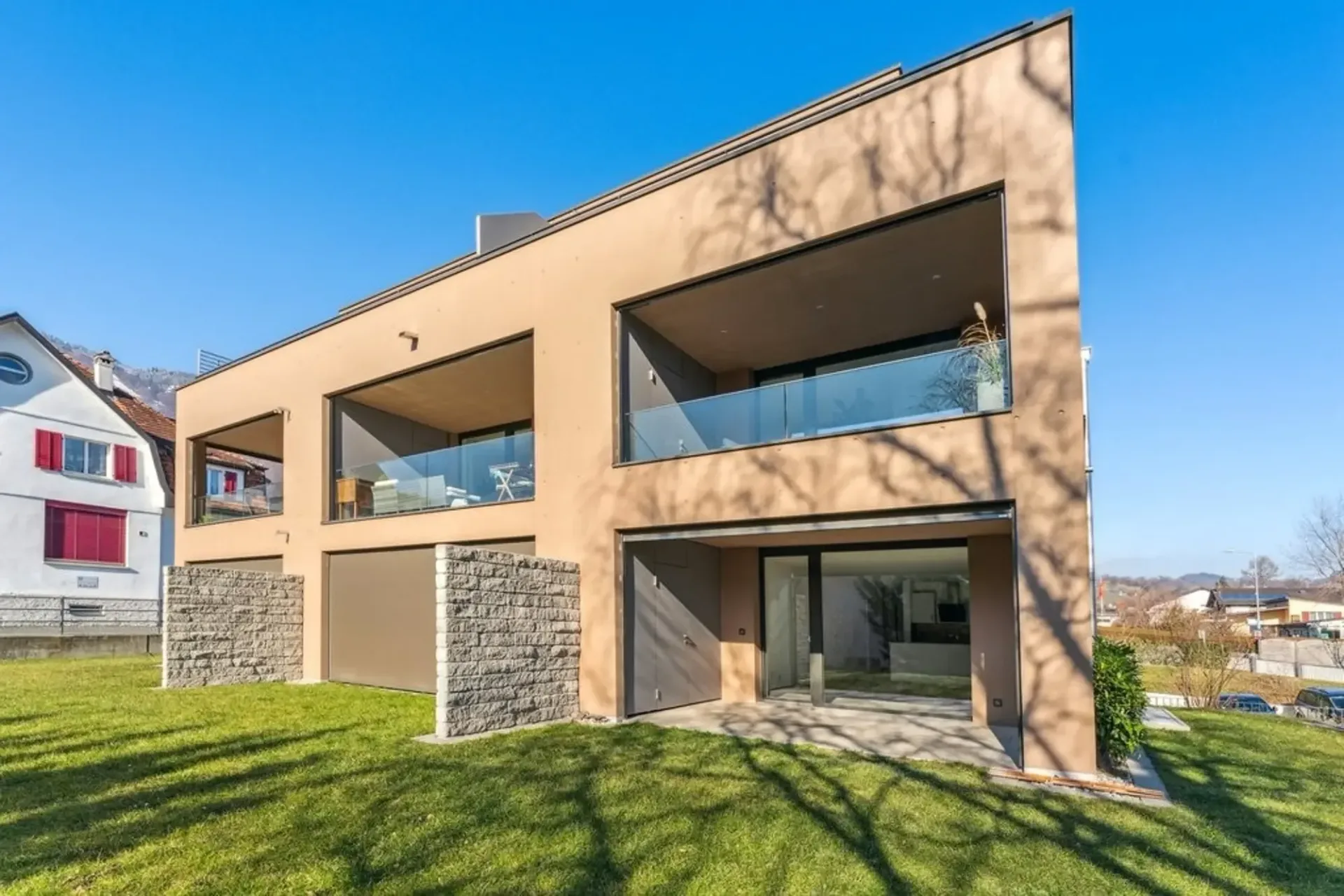 3.5 ZIMMER GARTENWOHNUNG SUCHT NACHMIETER