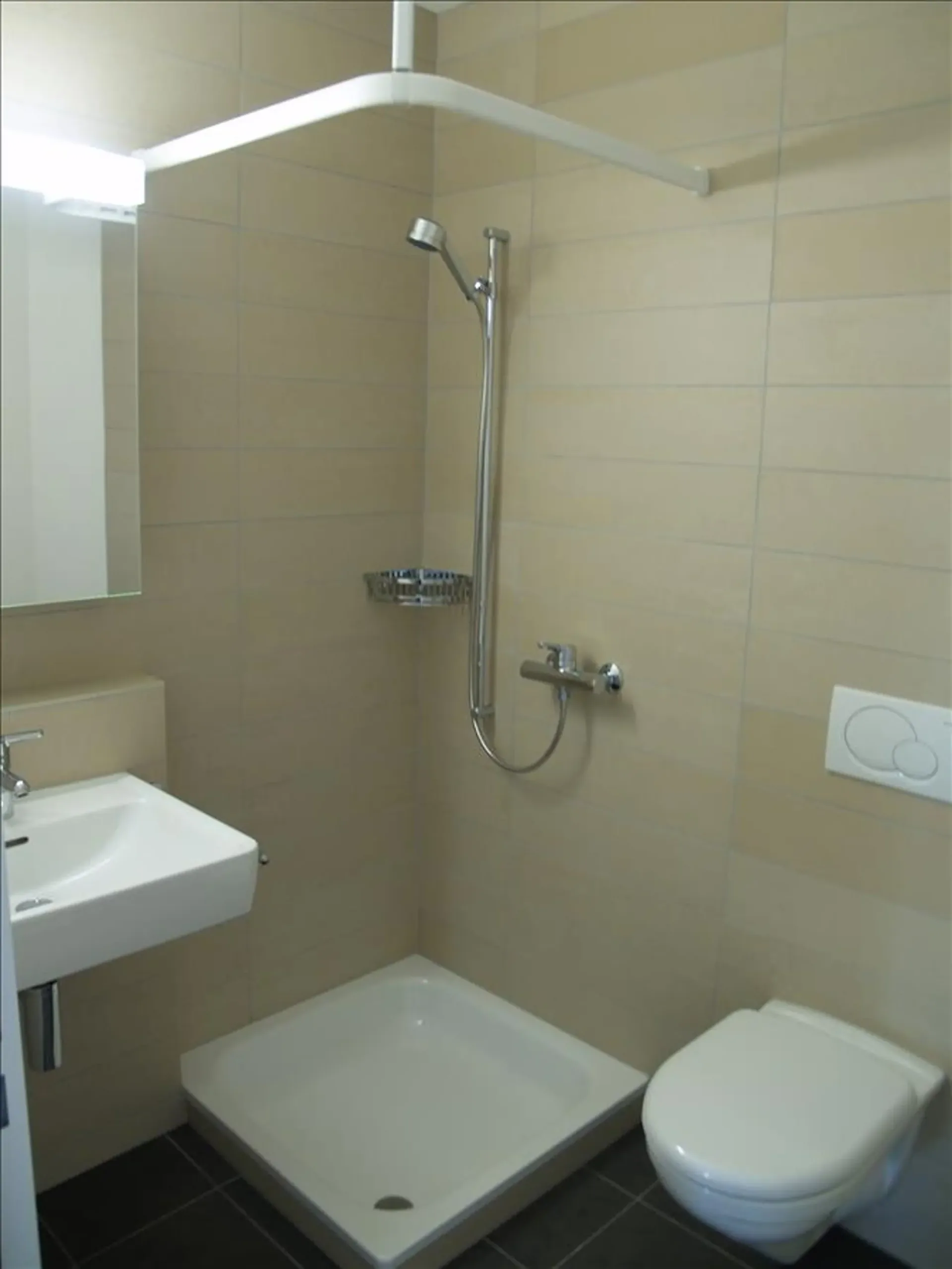 Moderne Dachwohnung an zentraler Lage