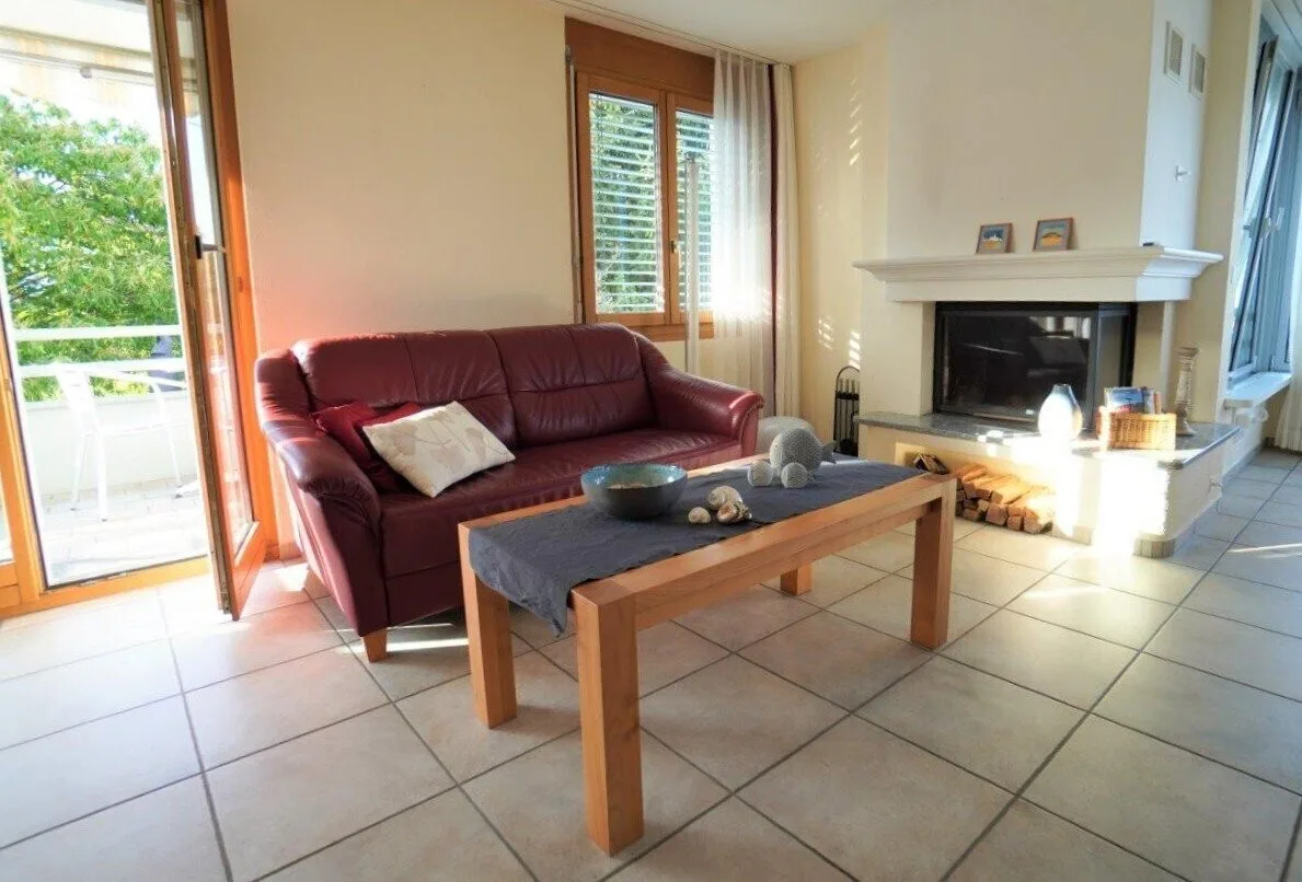 3½ ZI-WOHNUNG IN OBERRIEDEN (ZH), MÖBLIERT