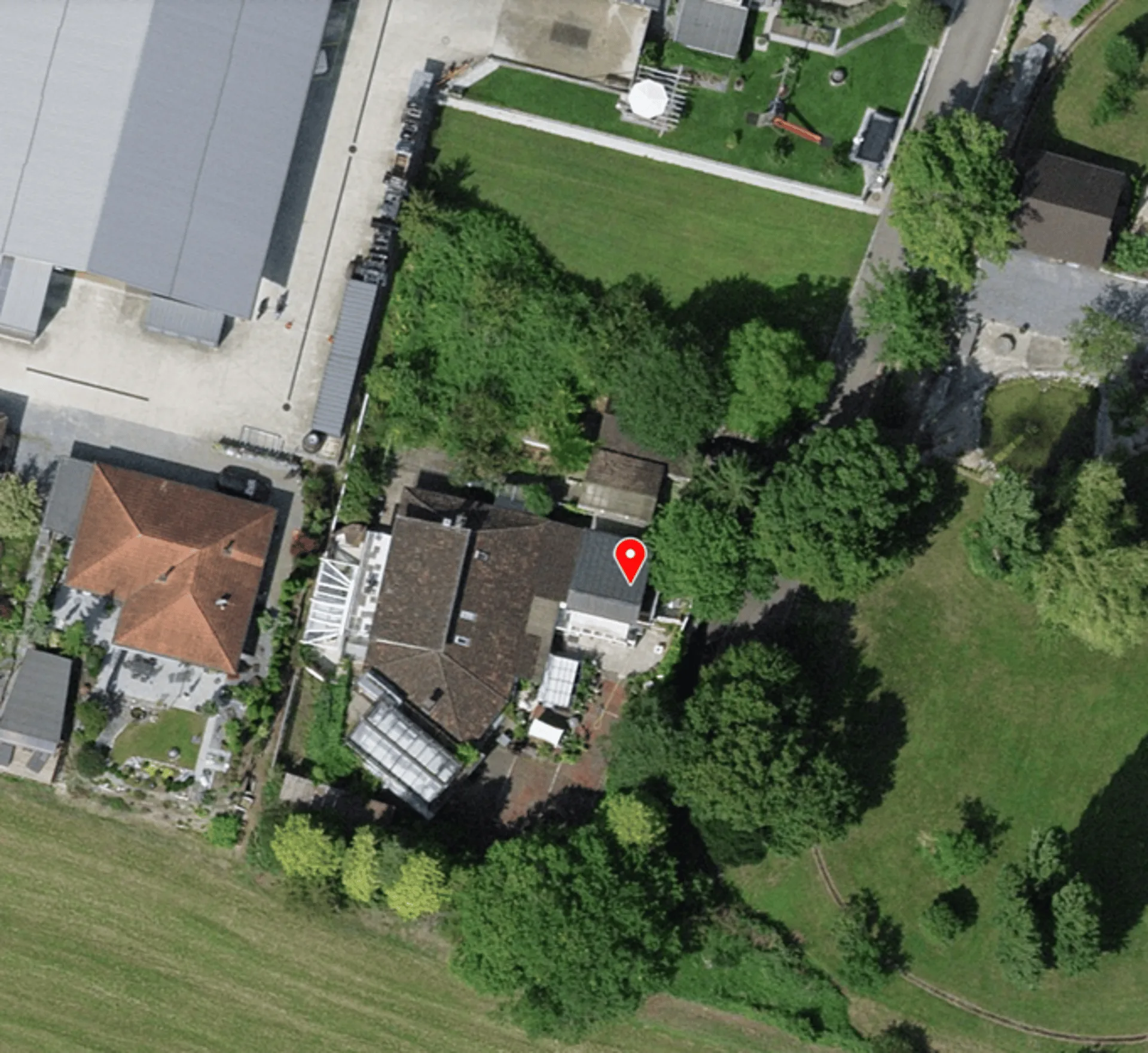 Grosszügiges 10-Zimmer-Einfamilienhaus in ruhiger Lage von Neuwilen