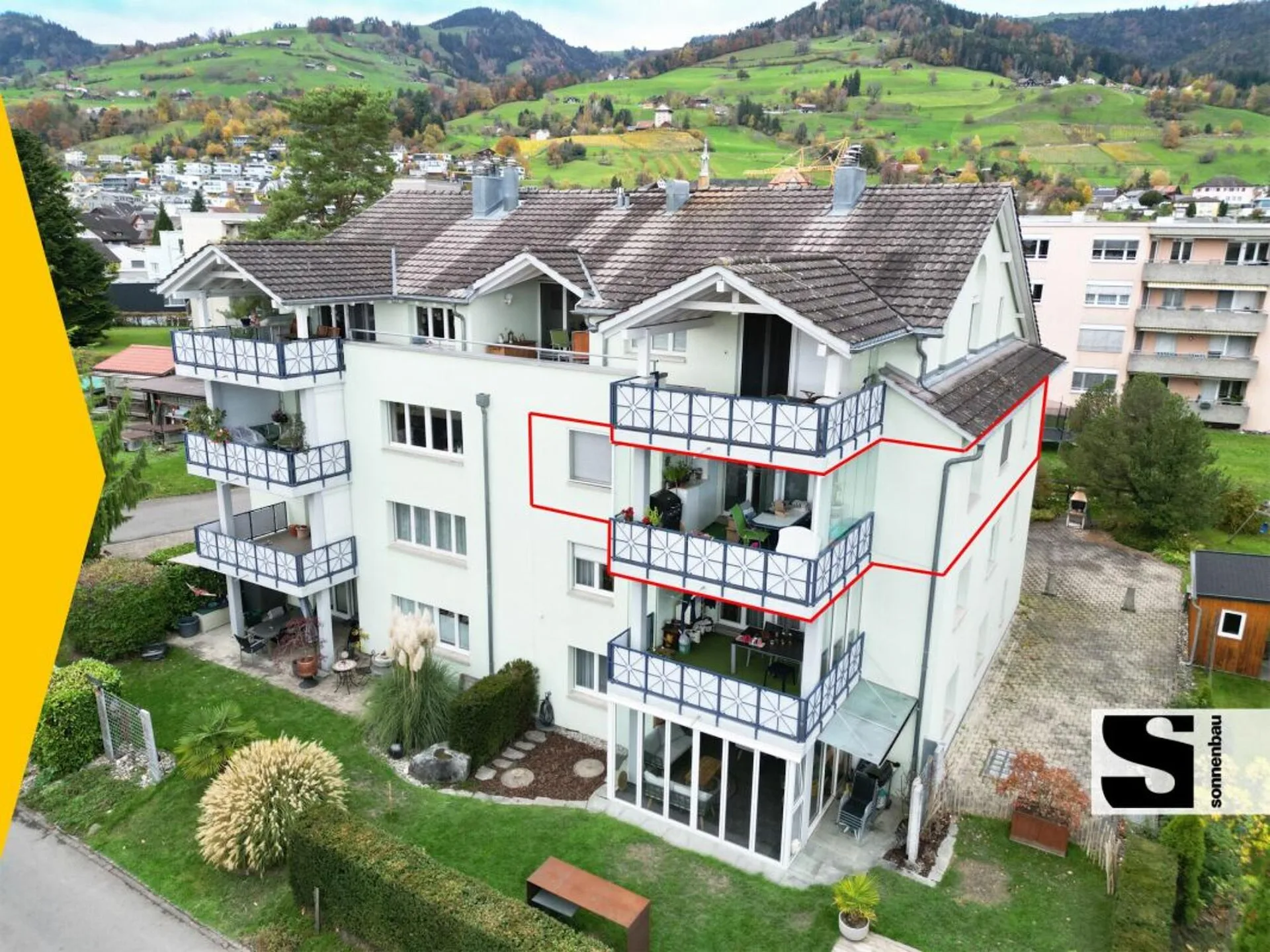 Helle 4.5 Zimmer-Wohnung mit moderner Küche