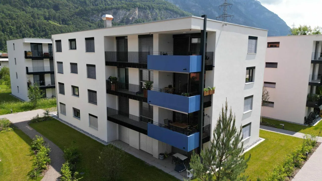 Neuwertige 2.5 Zimmer-Wohnung