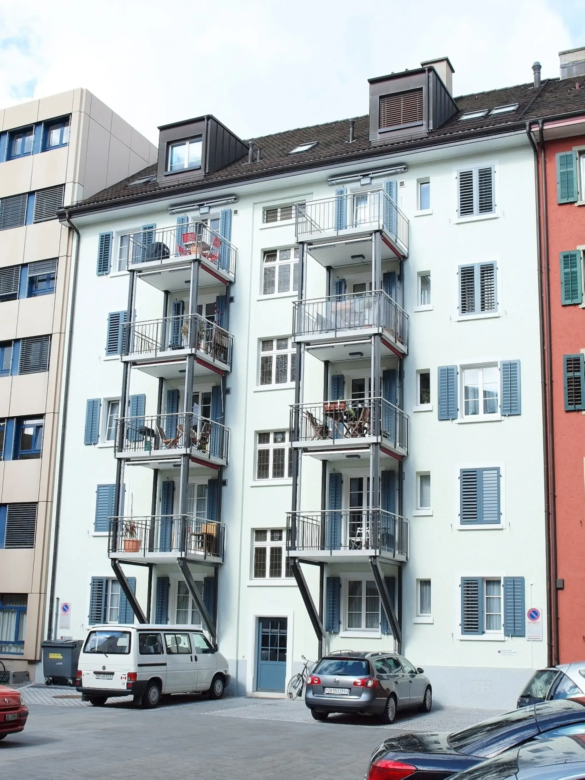 Attraktive Dachwohnung 2.5-Zimmer-Dachwohnung im Seefeld