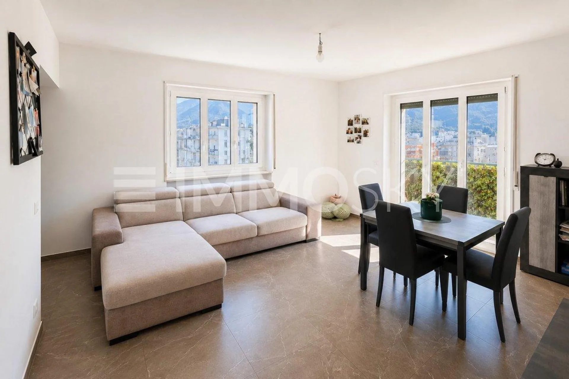 Bellinzona – 4.5-Zimmer-Wohnung mit Panoramabalkon