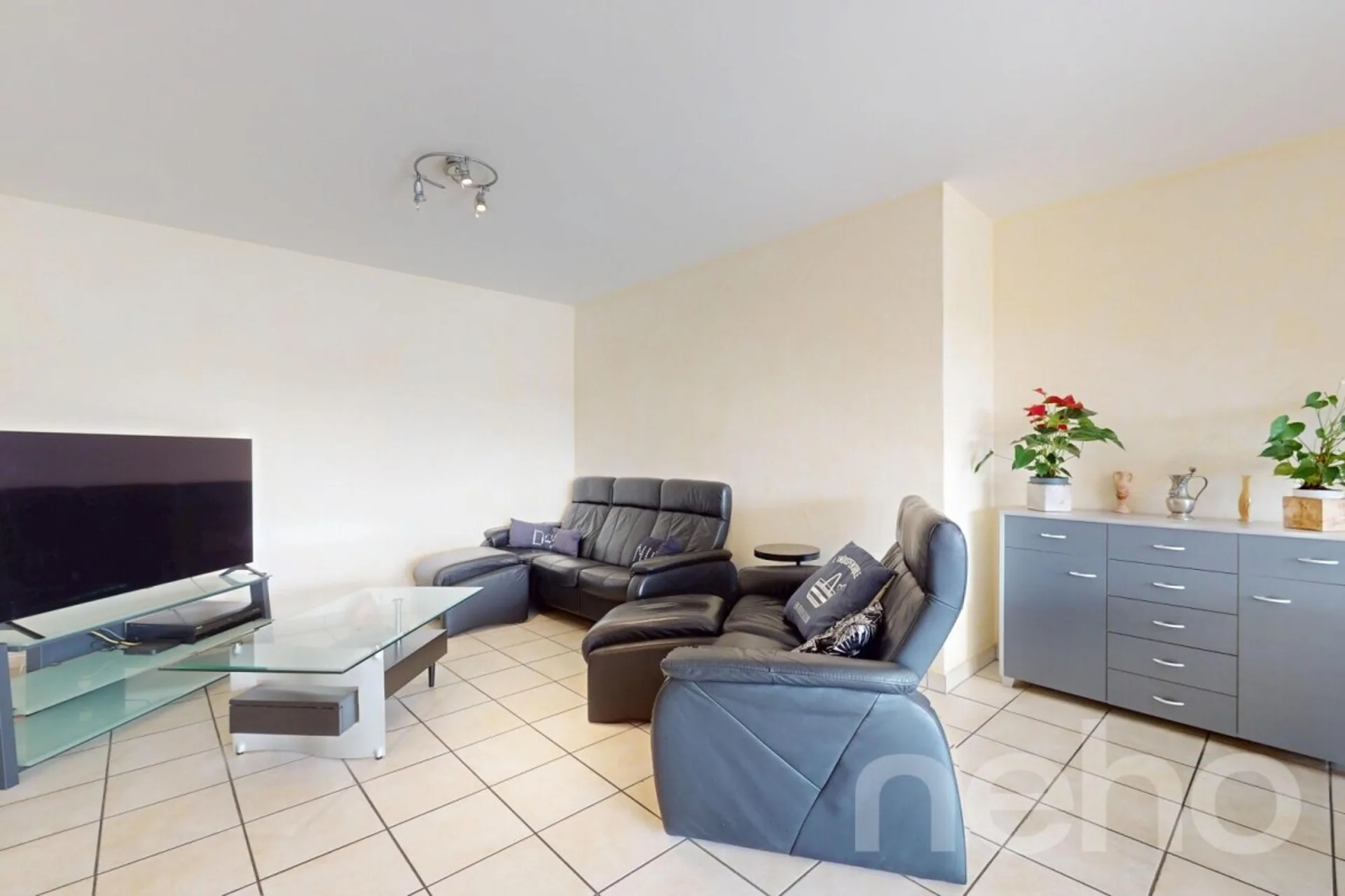 Gland, grand 5.5 pièces, lumineux et confortable proche du lac