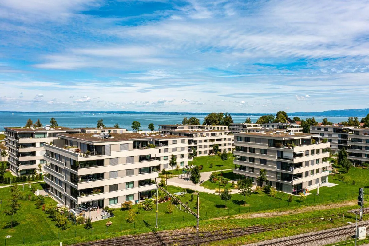 Moderne 3.5 Zimmer Wohnung am See