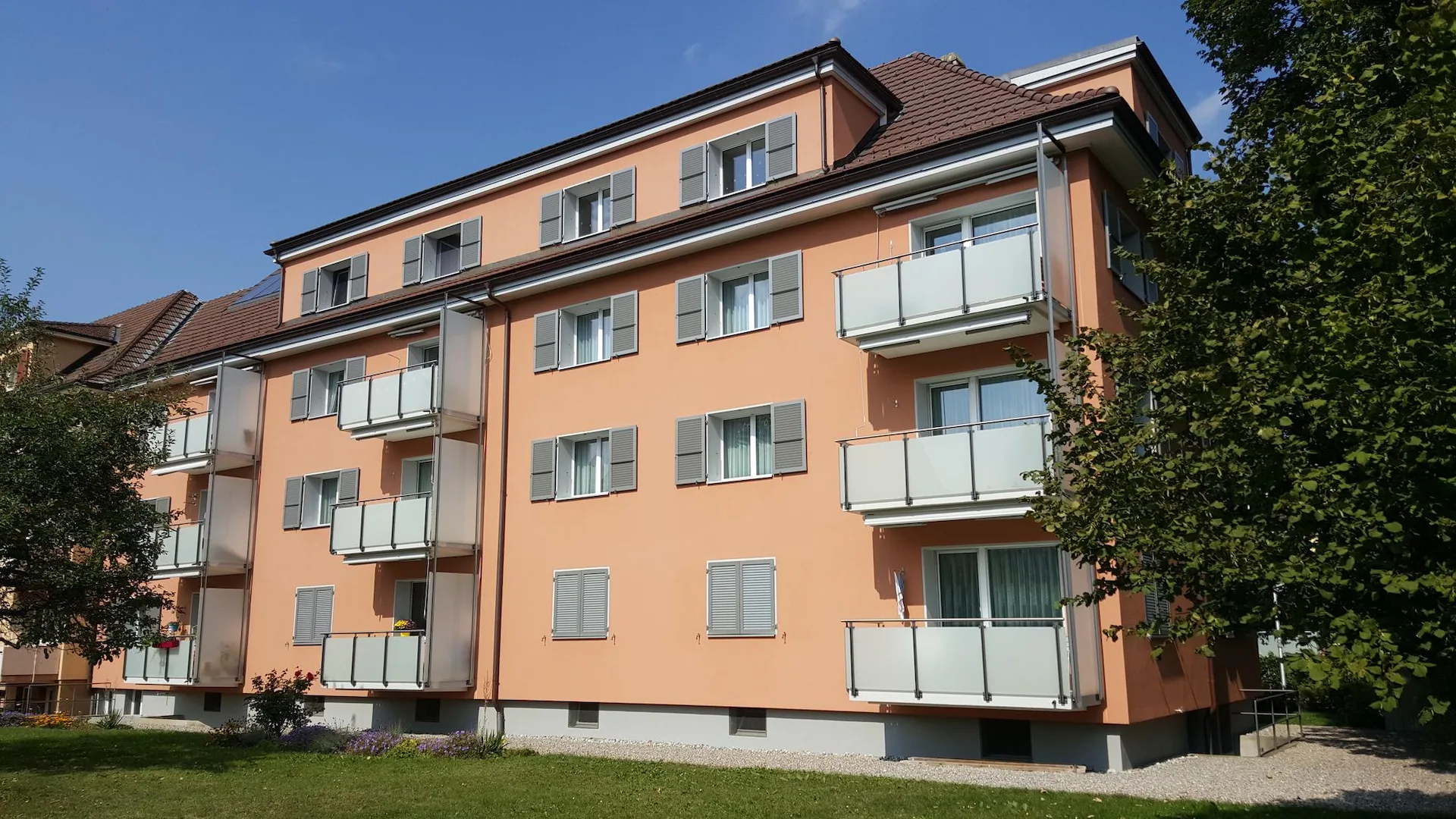 Appartement 3 pièces, 1er étage gauche