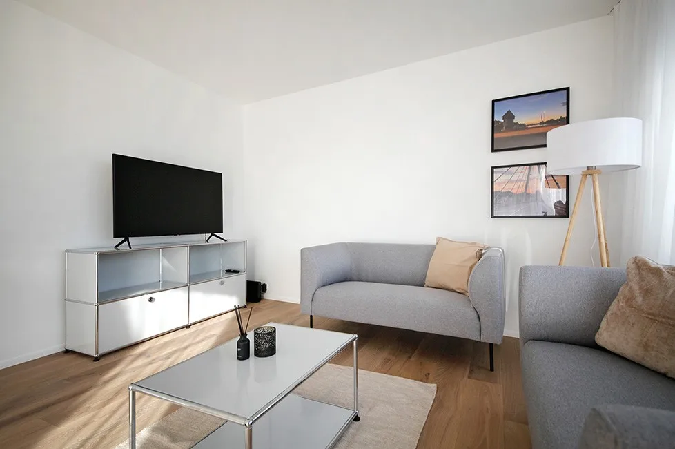 Hochwertig möblierte 2.5-Zimmer-Wohnung