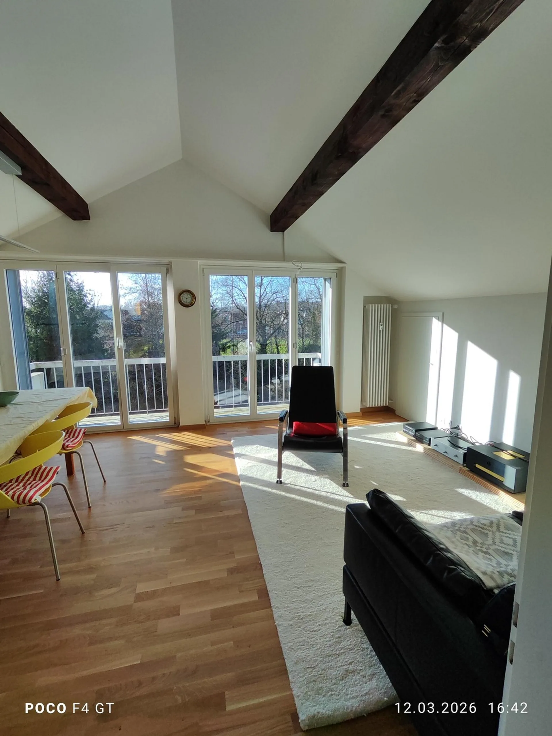 Appartamento mansardato moderno 2 locali in zona tranquilla