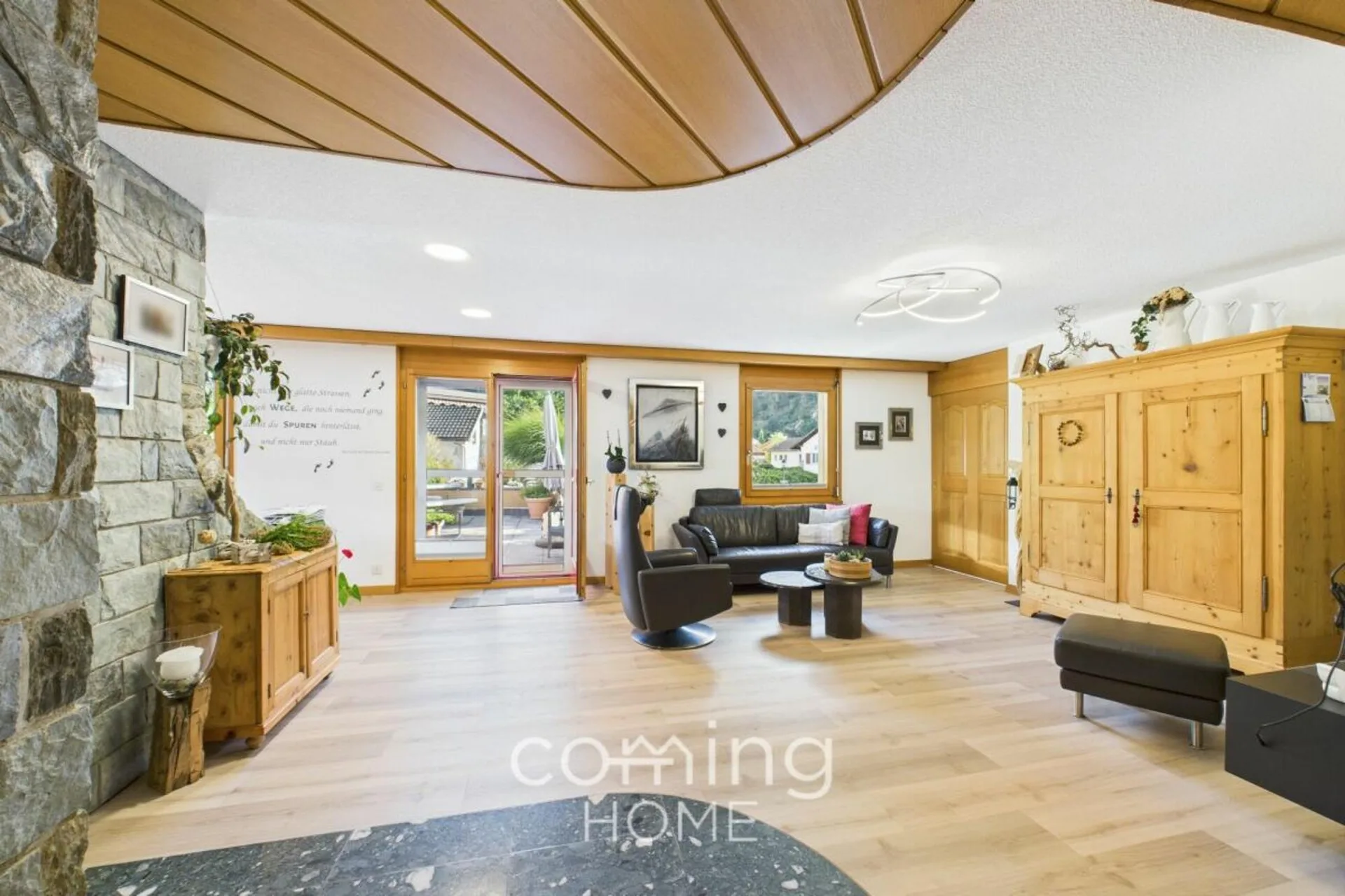 Bezugsbereit und modern - grosszügige 4.5-Zimmer-Wohnung im Herzen von Turtmann