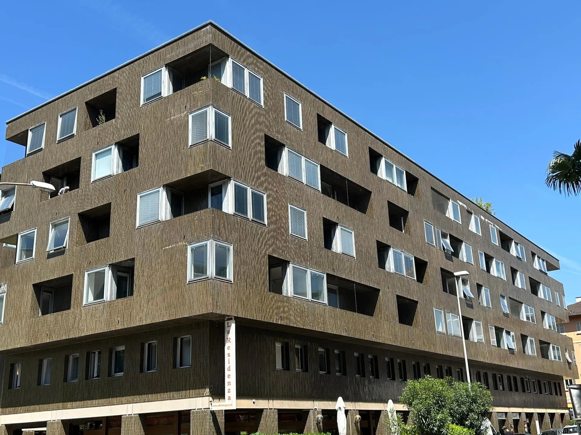 CASSARATE 2.5 LOCALI IN VENDITA