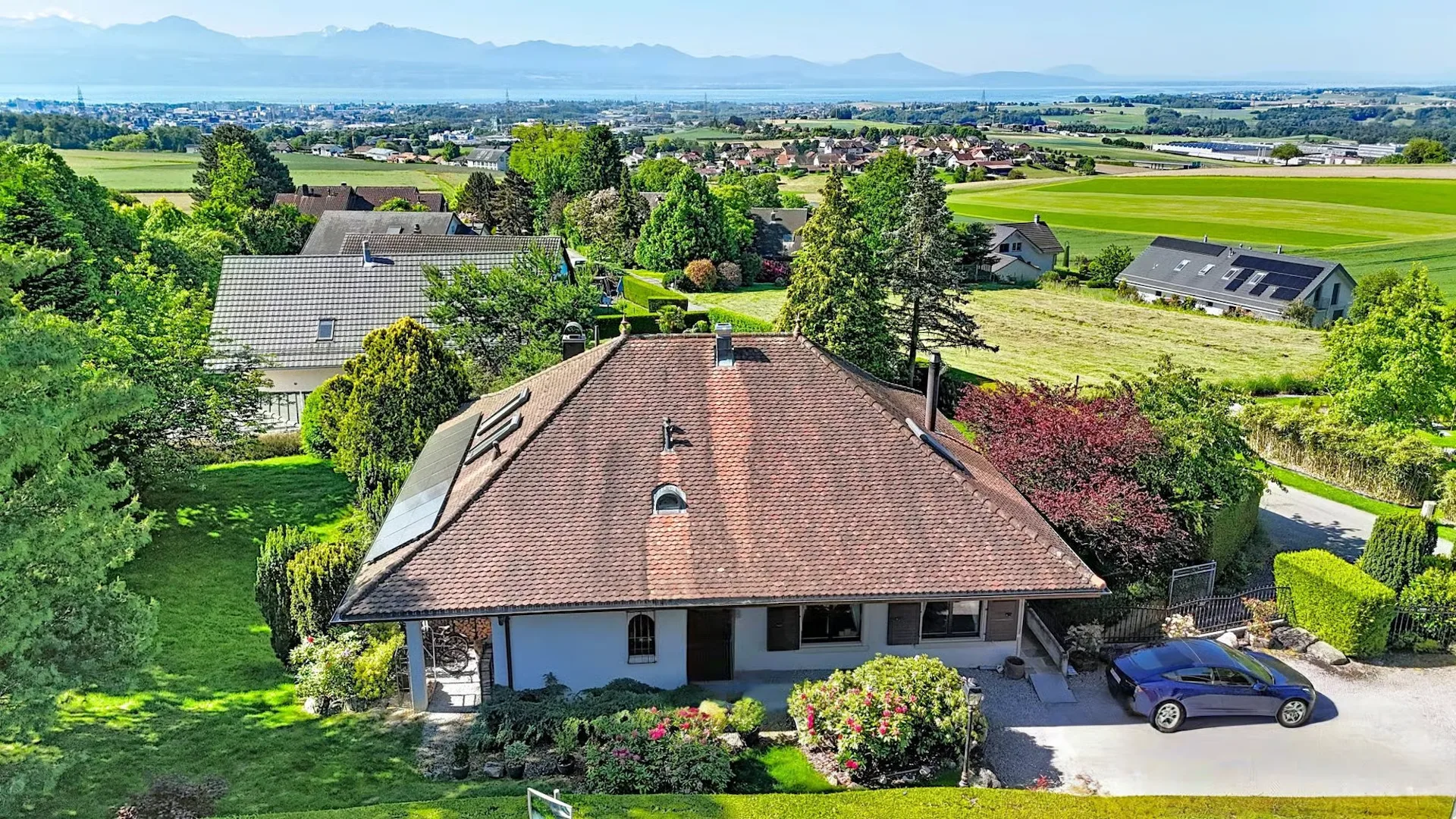 Eine außergewöhnliche Immobilie mit Seeblick!
