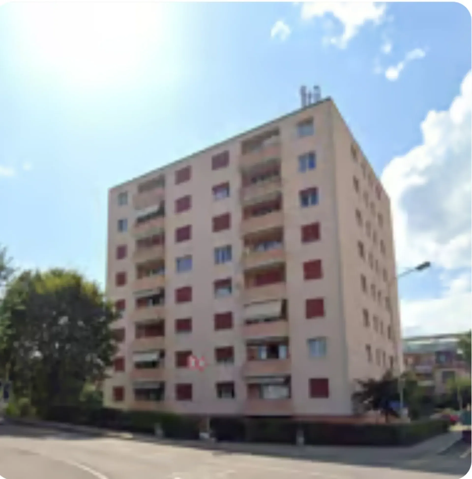 Helle 2.5-Zimmer-Wohnung im 8. Stock mit traumhafter Aussicht in Biel