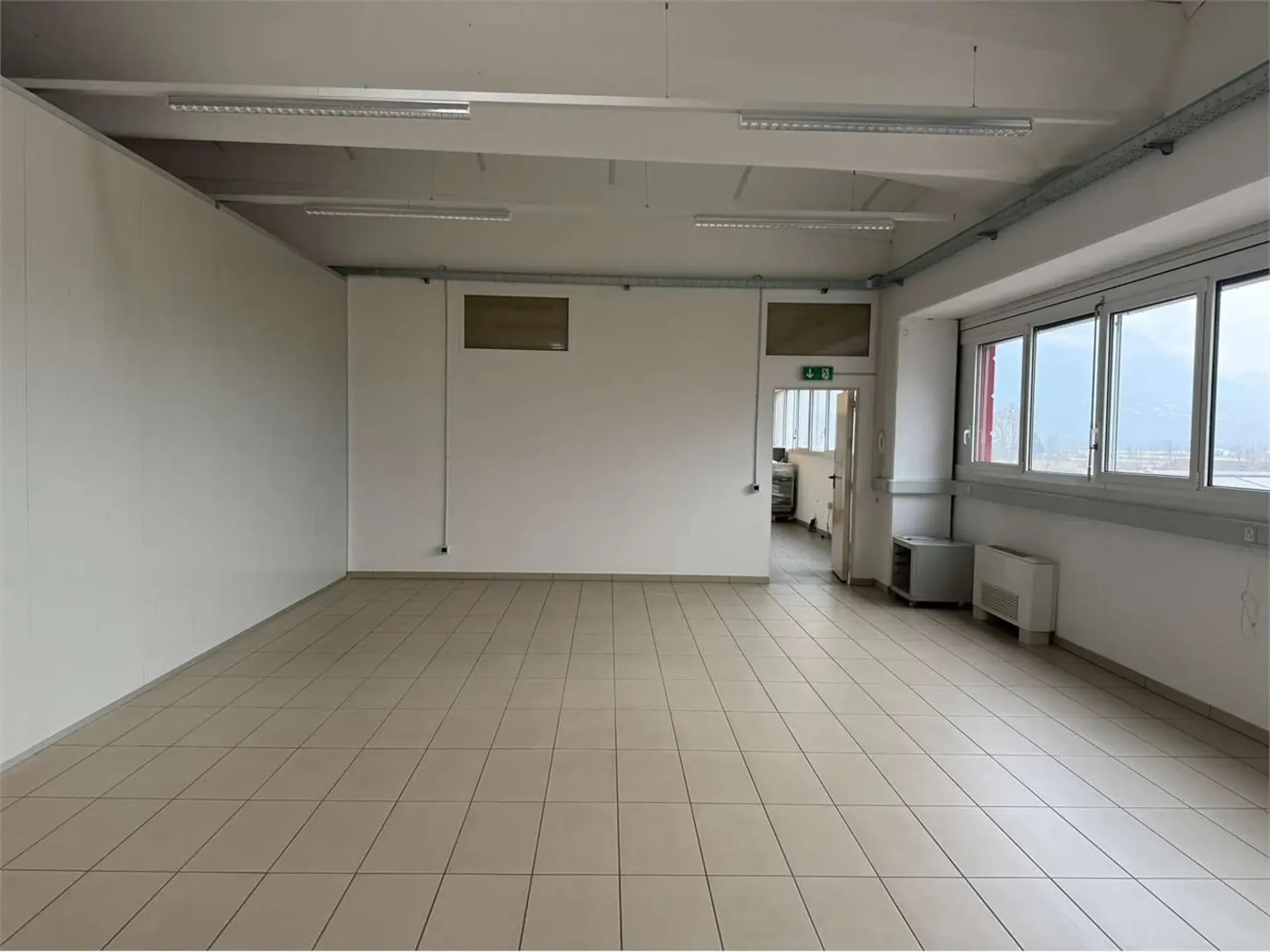 Spazio commerciale polifunzionale - Posizione centrale e strategica
