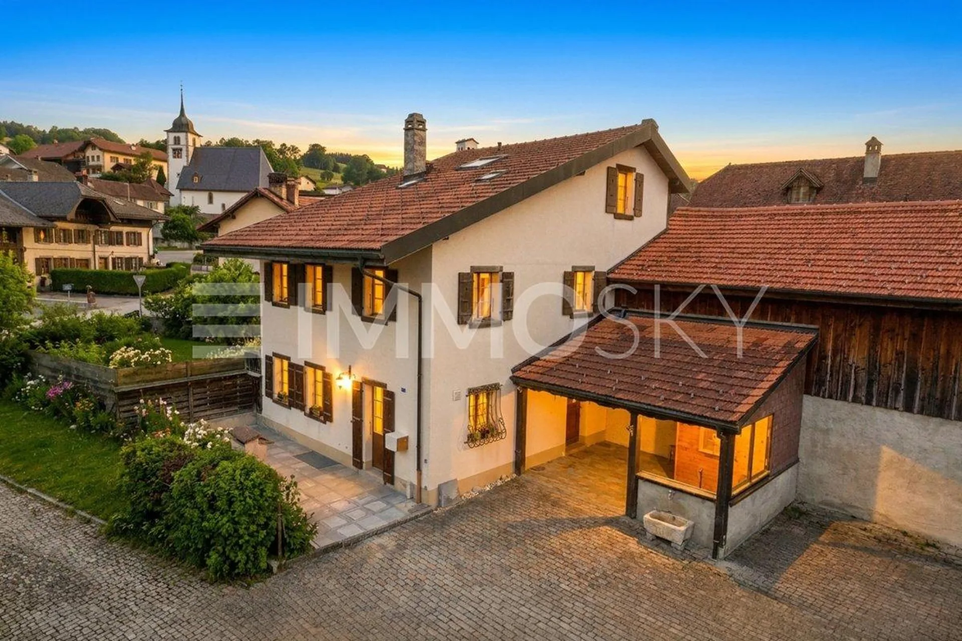 Haus mit 4.5 Zimmern voller Charme auf drei Ebenen