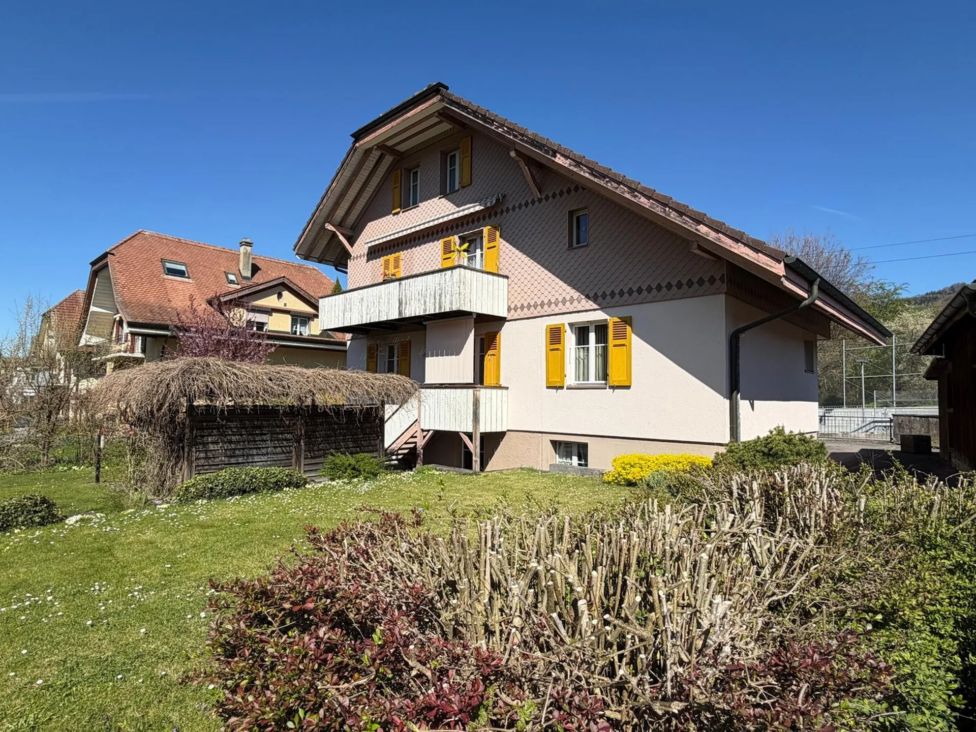 Zweifamilienhaus mit Potential