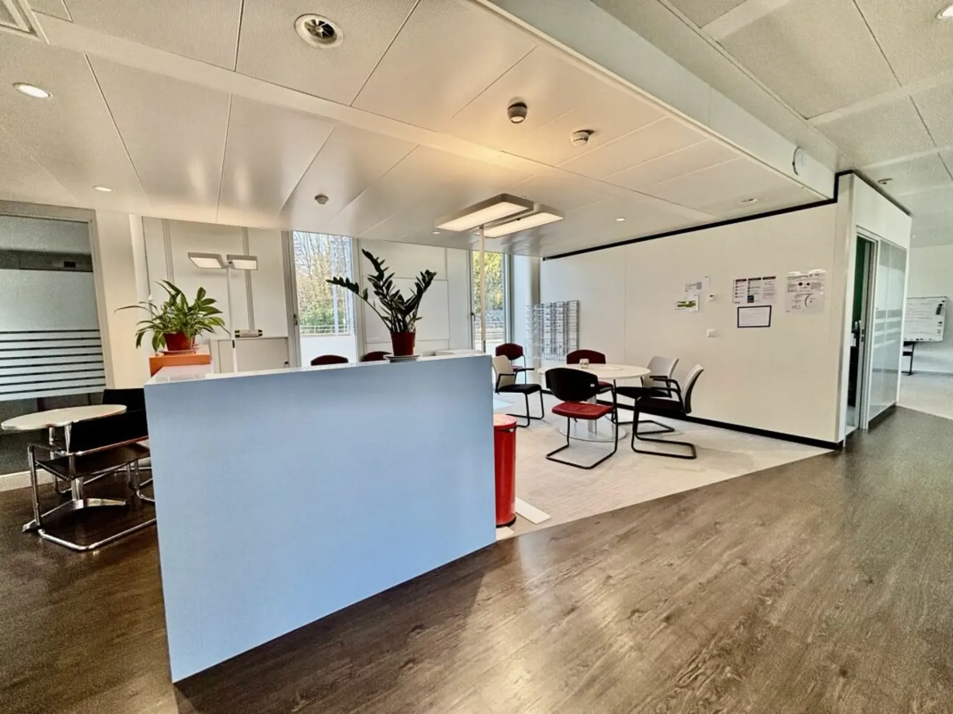 Große moderne Bürofläche von 850 m² am Bahnhof Morges CFF!