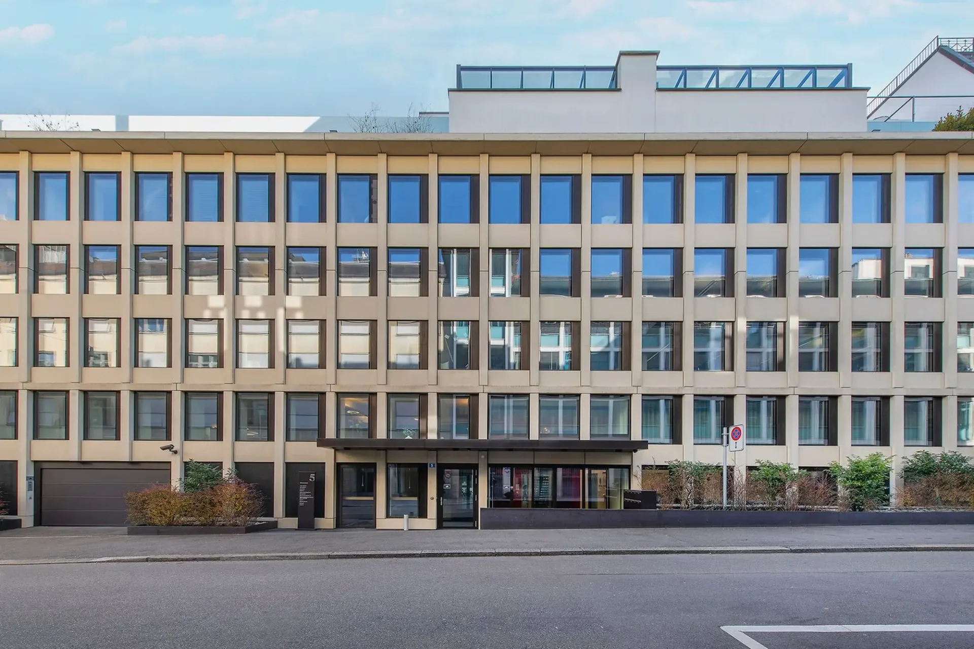 DIANA HOUSE - Büroflächen die Massstäbe setzen. Plug & Play