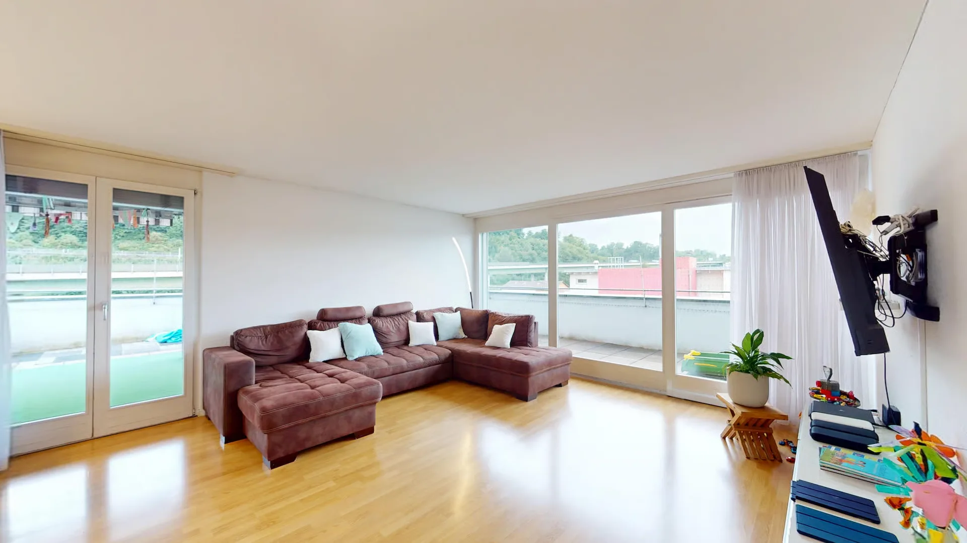 AgentSelly - Gemütliches Zuhause mit Terrassenidylle