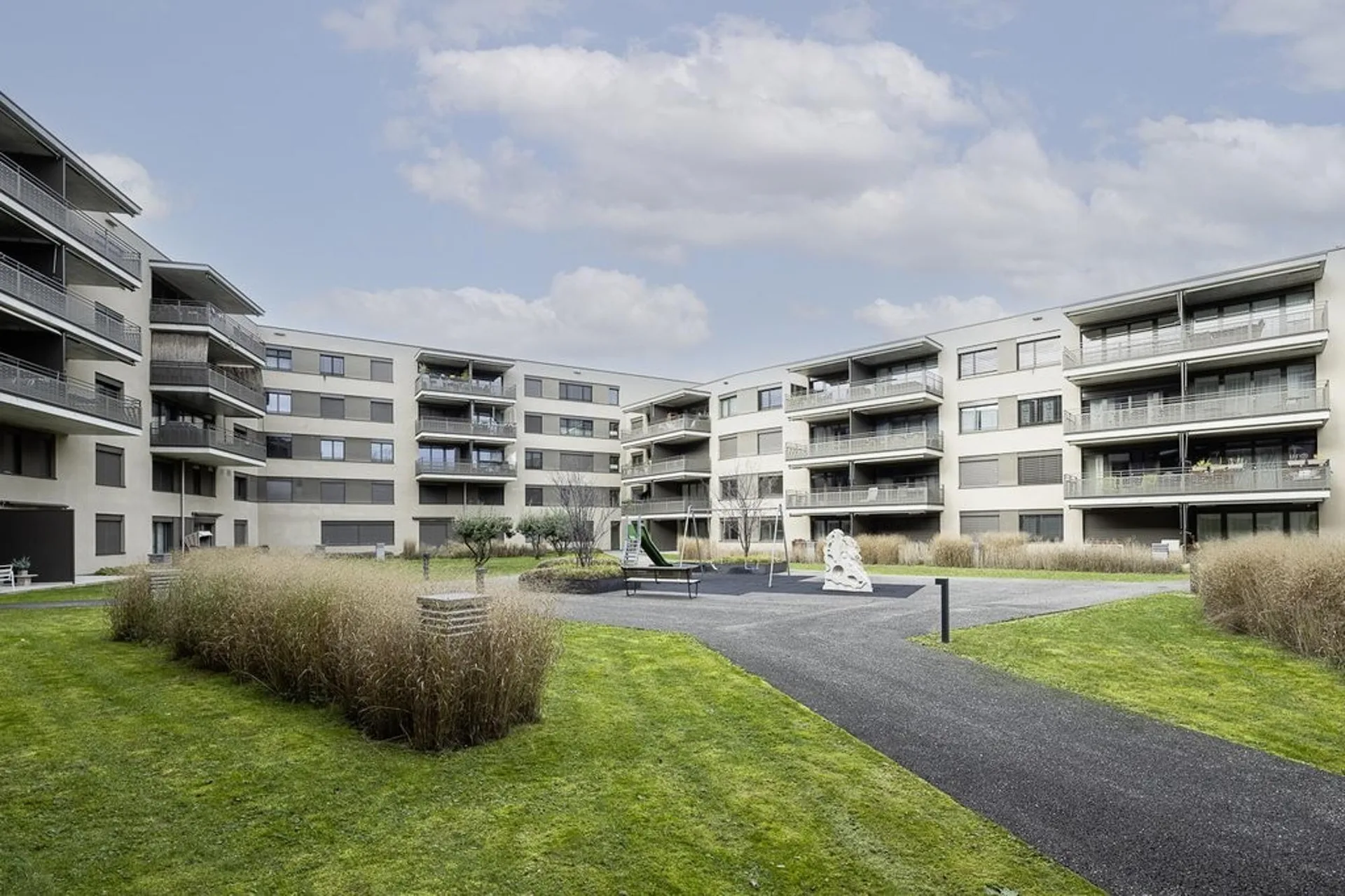 Top modern apartment near Liestal train station