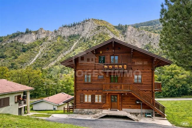 3.5-ZIMMER-WOHNUNG IM HERZEN VON VAL D'HERENS