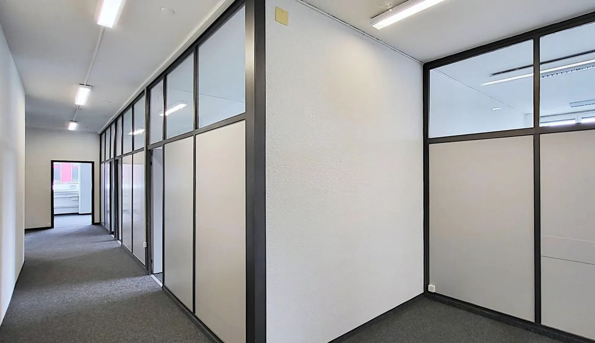 78 m² mit 3 getrennten Büroräumen in Regensdorf!