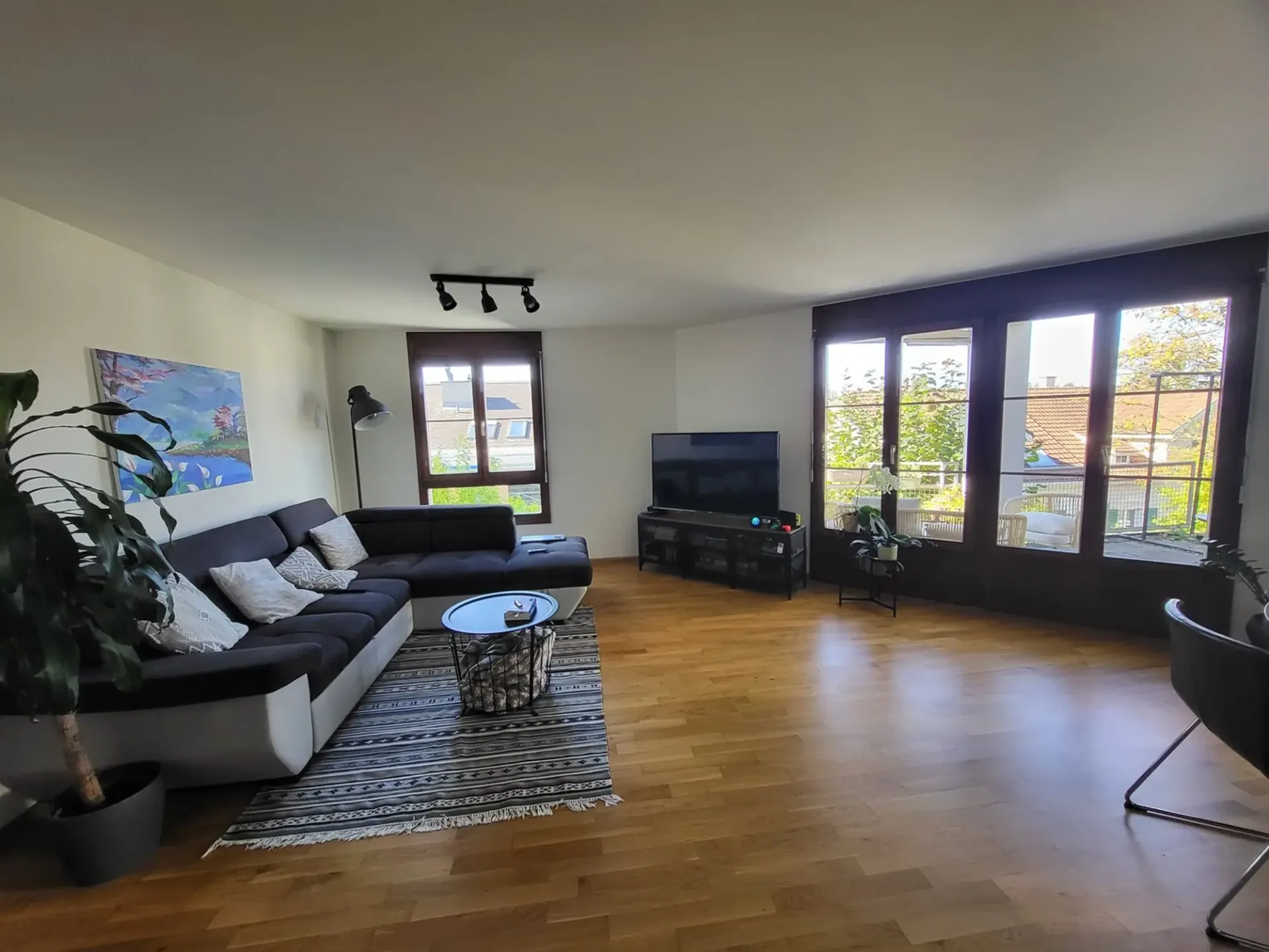 Helle 3.5-Zimmerwohnung in Binningen mit Balkon
