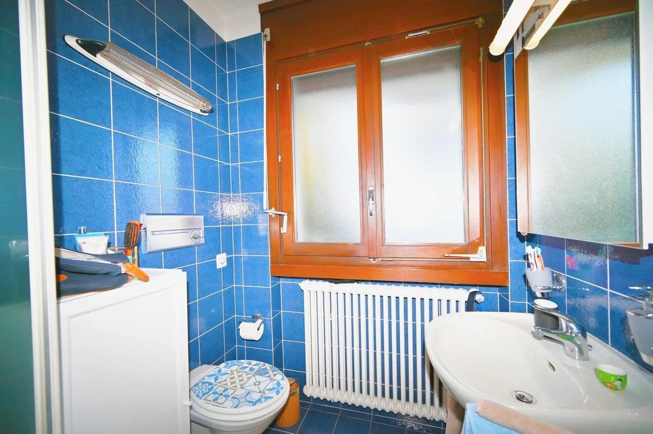 Image 18