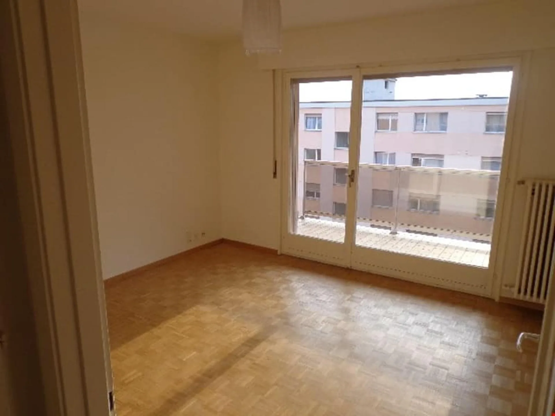Helles 4.5-Zimmer-Wohnung mit Balkon in Vétroz