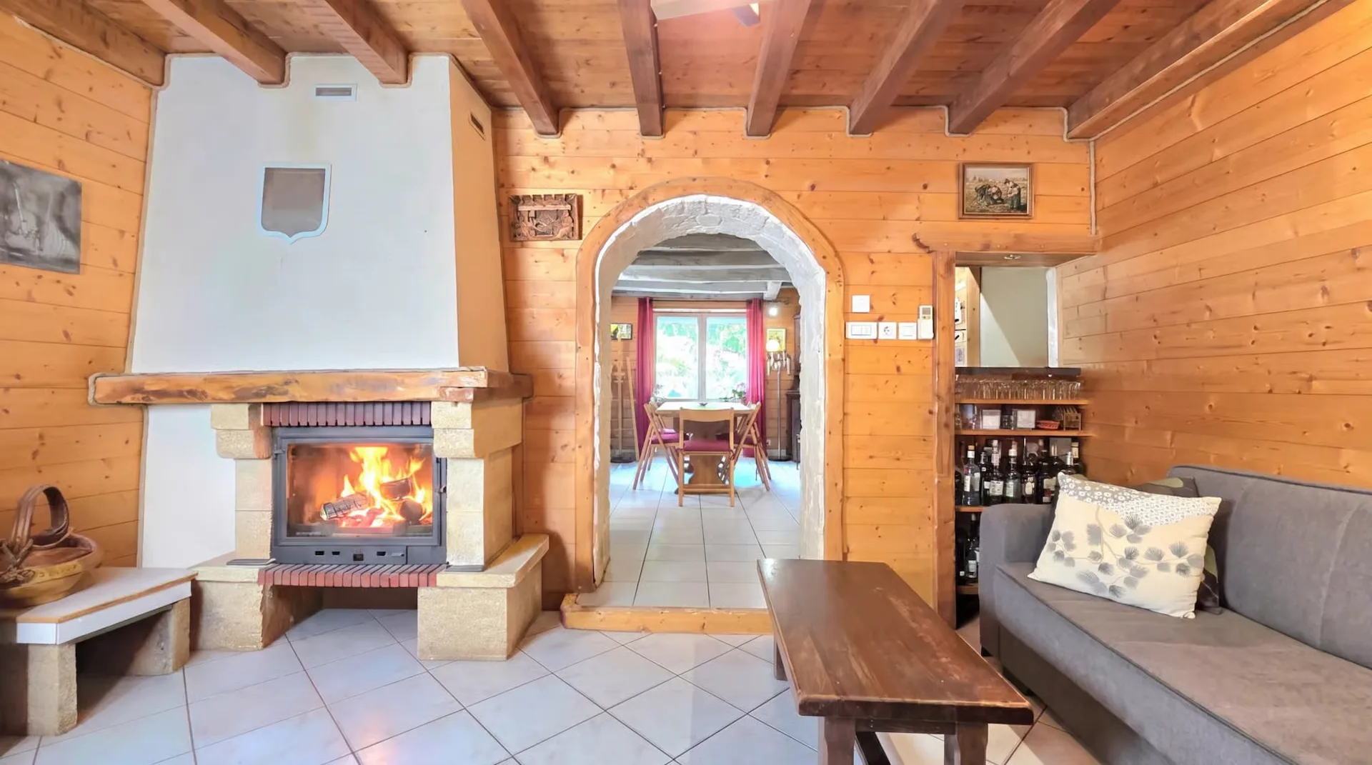 Chaumont: Dorfhaus T4 mit Garten und Aussicht