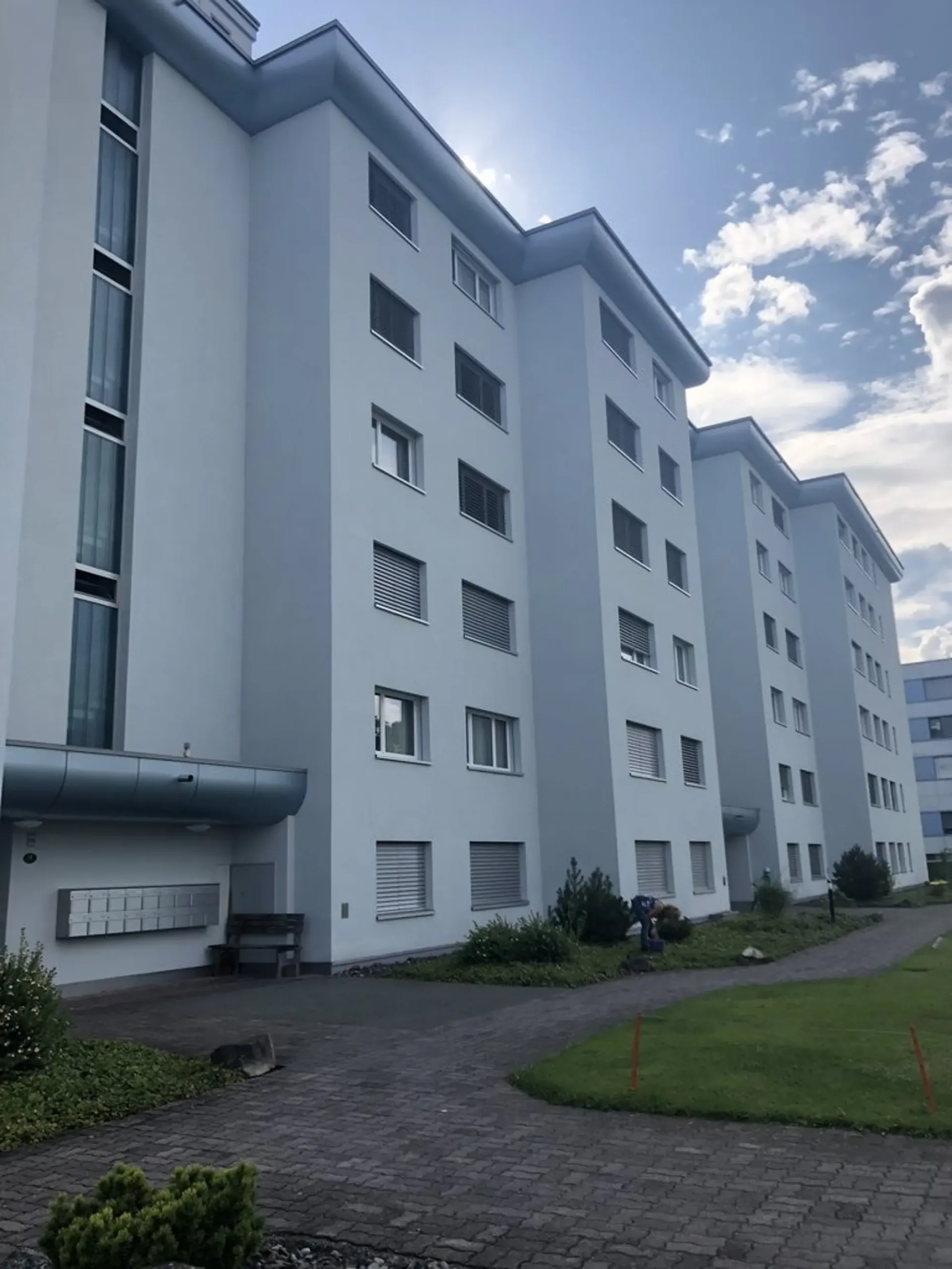 Moderne Familienwohnung in ruhigem Wohnquartier