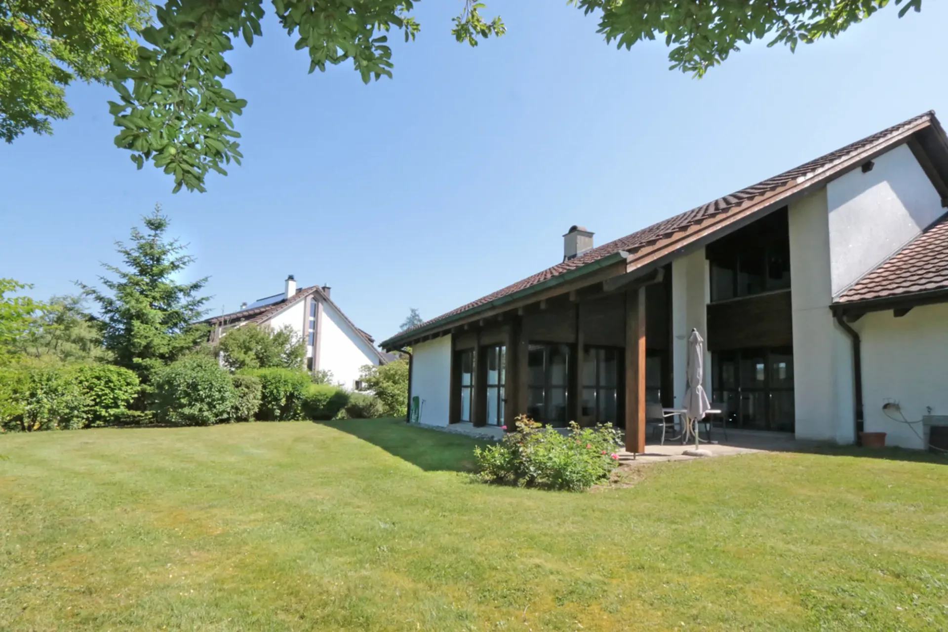 Familienparadies - grosszügiges Reiheneckhaus mit weitläufigem Garten