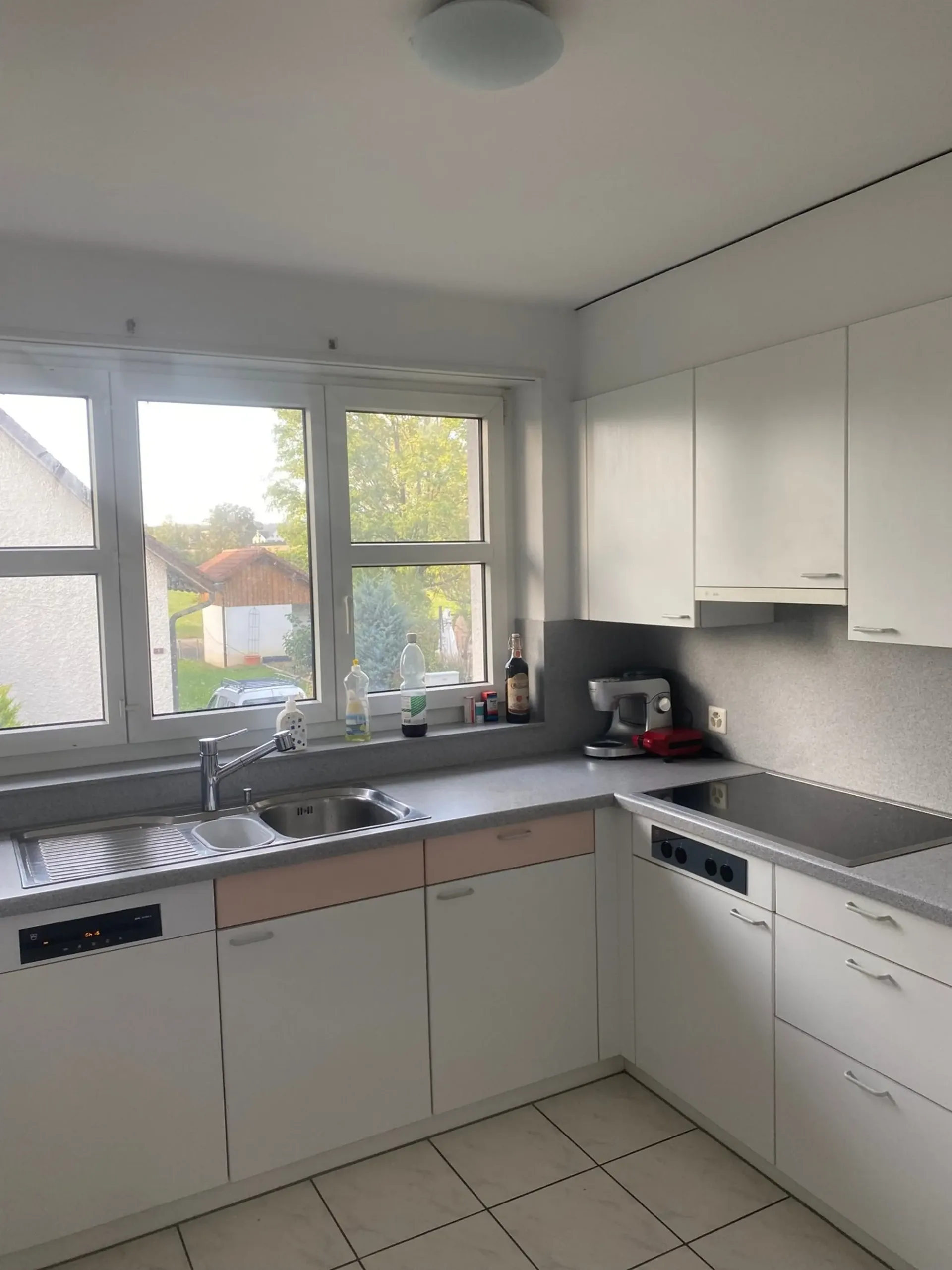 Gemütliche 3.5-Zimmer-Wohnung mit sonnigem Sitzplatz in Marthalen