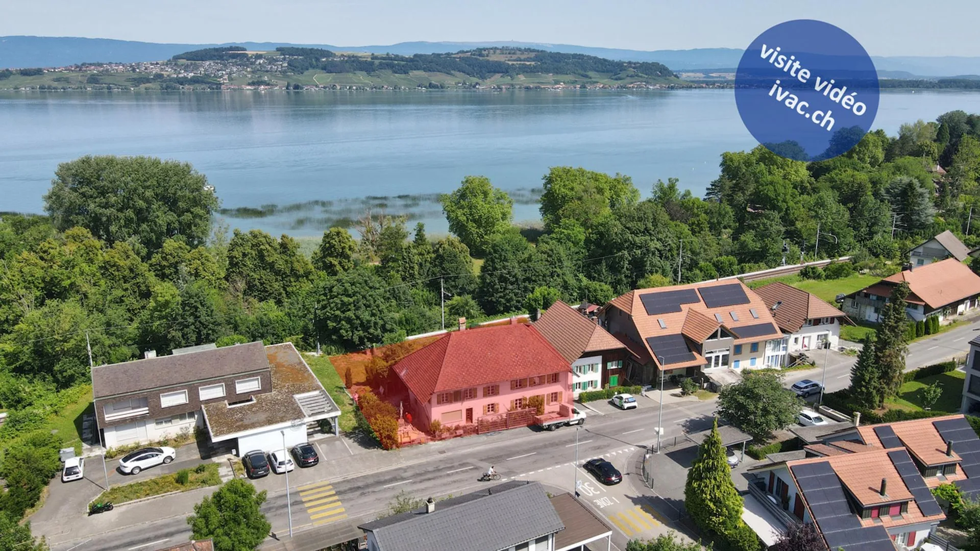 Villas familiales de 5.5 pces avec vue sur le lac à Meyriez / FR