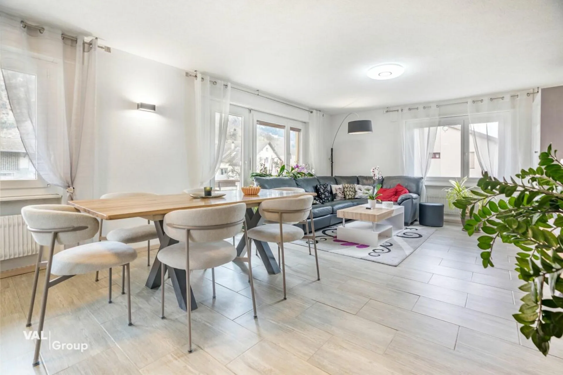 Stilvoll renoviert mit viel Licht und Charme