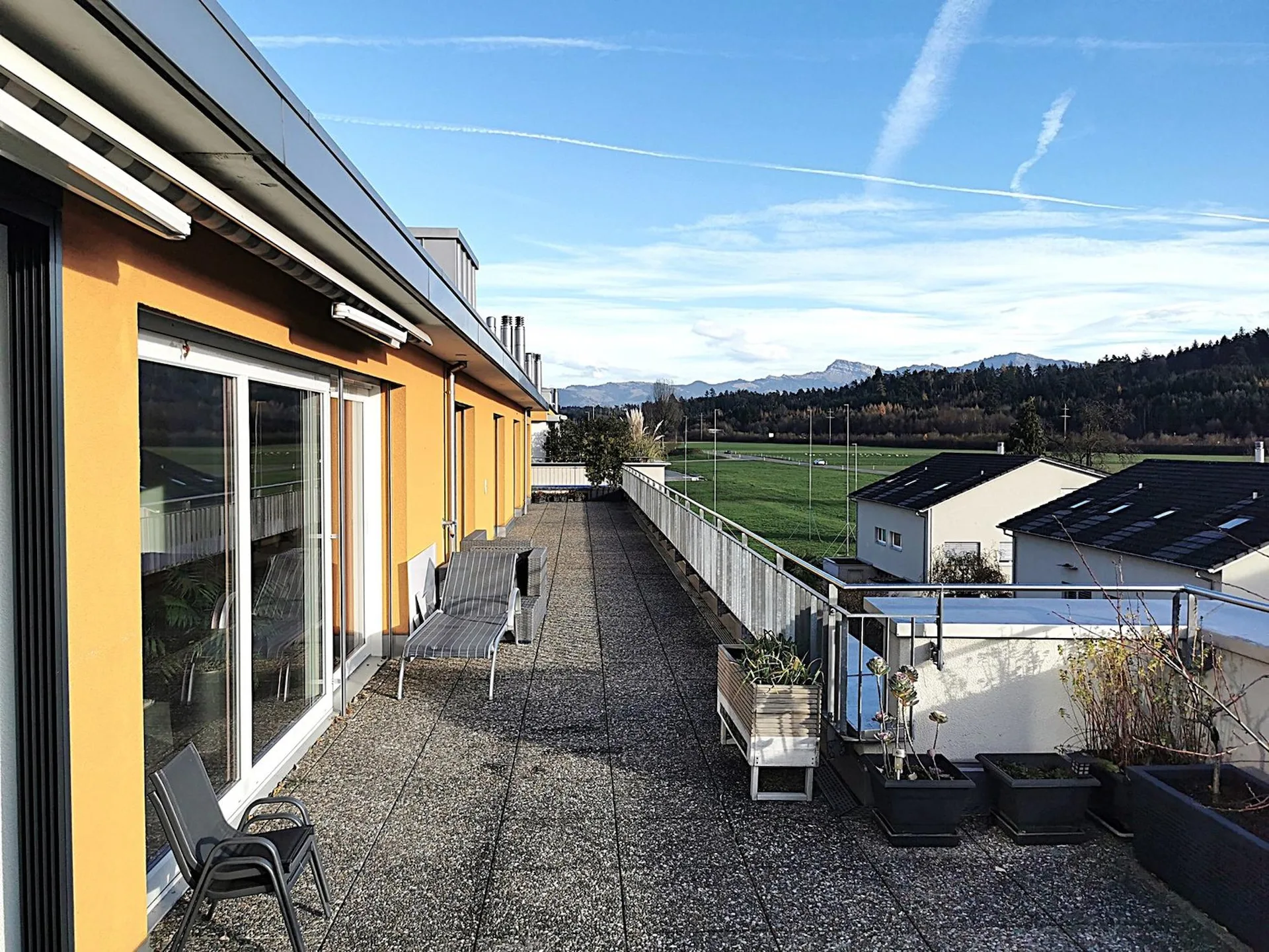 Exklusive 5.5-Zimmer Attika Penthouse Wohnung mit Bergblick in Rapperswil-Jona