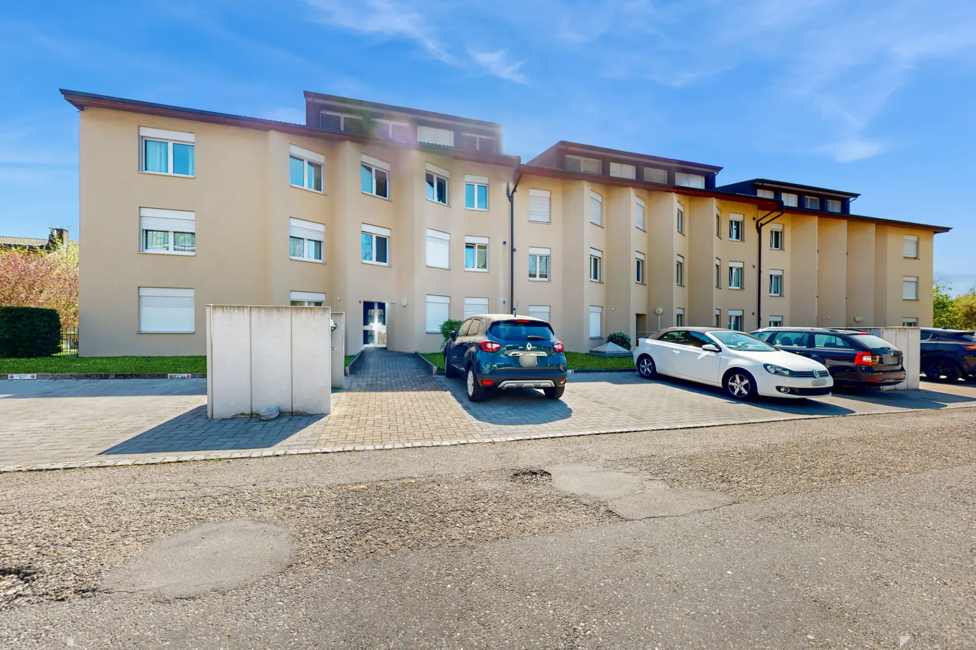 4.5-Zimmerwohnung in wunderschöner Umgebung! Erster Miezins geschenkt!