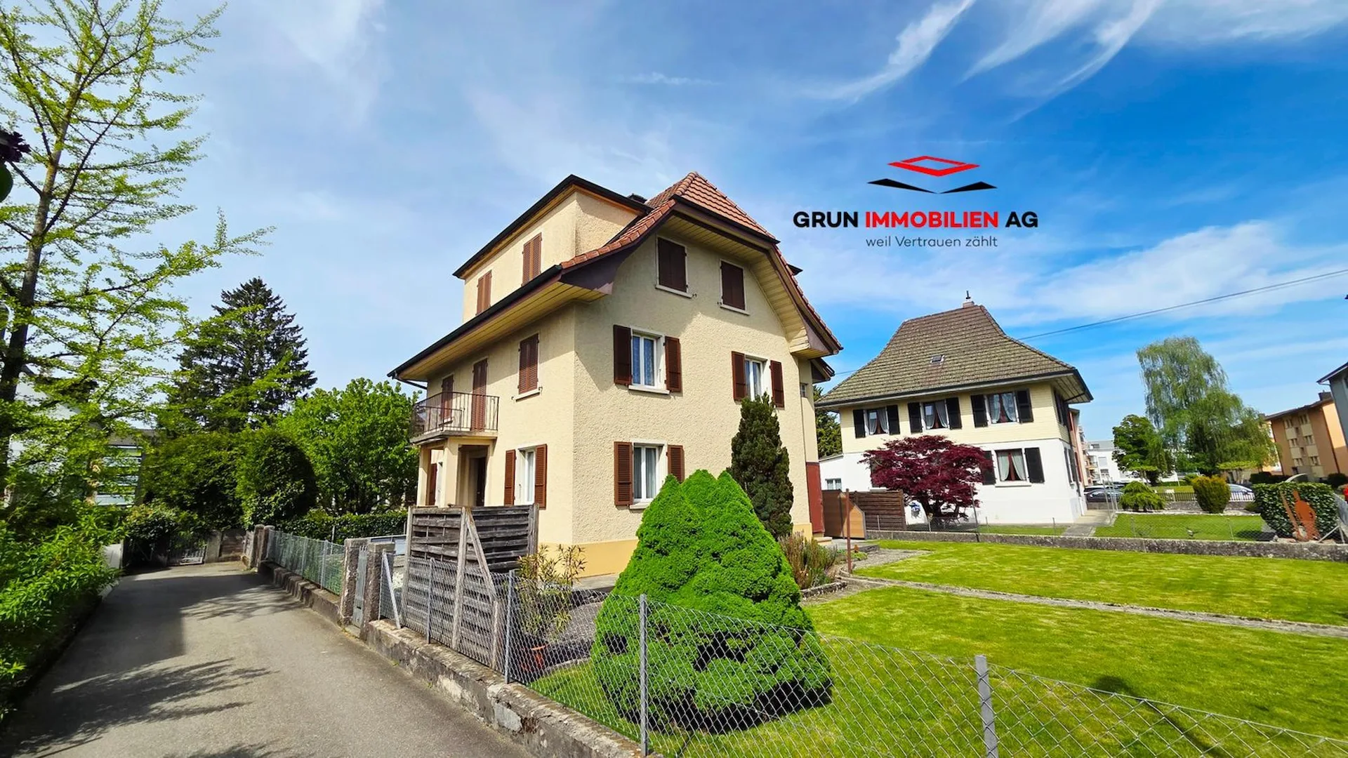 Detached two-family house from the 30s with a lot of charm in the residential area W3