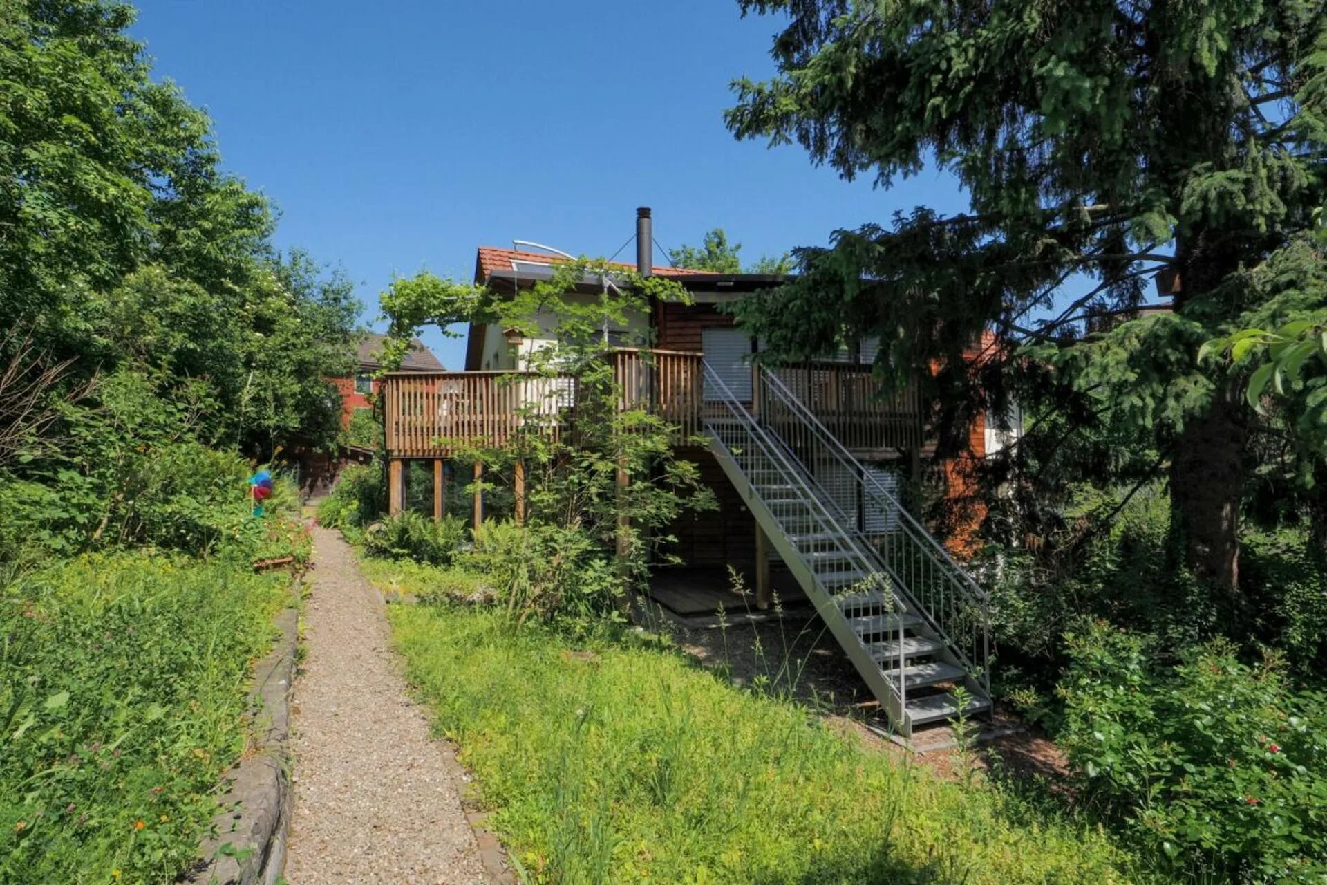 Einfamilienhaus mit Garten