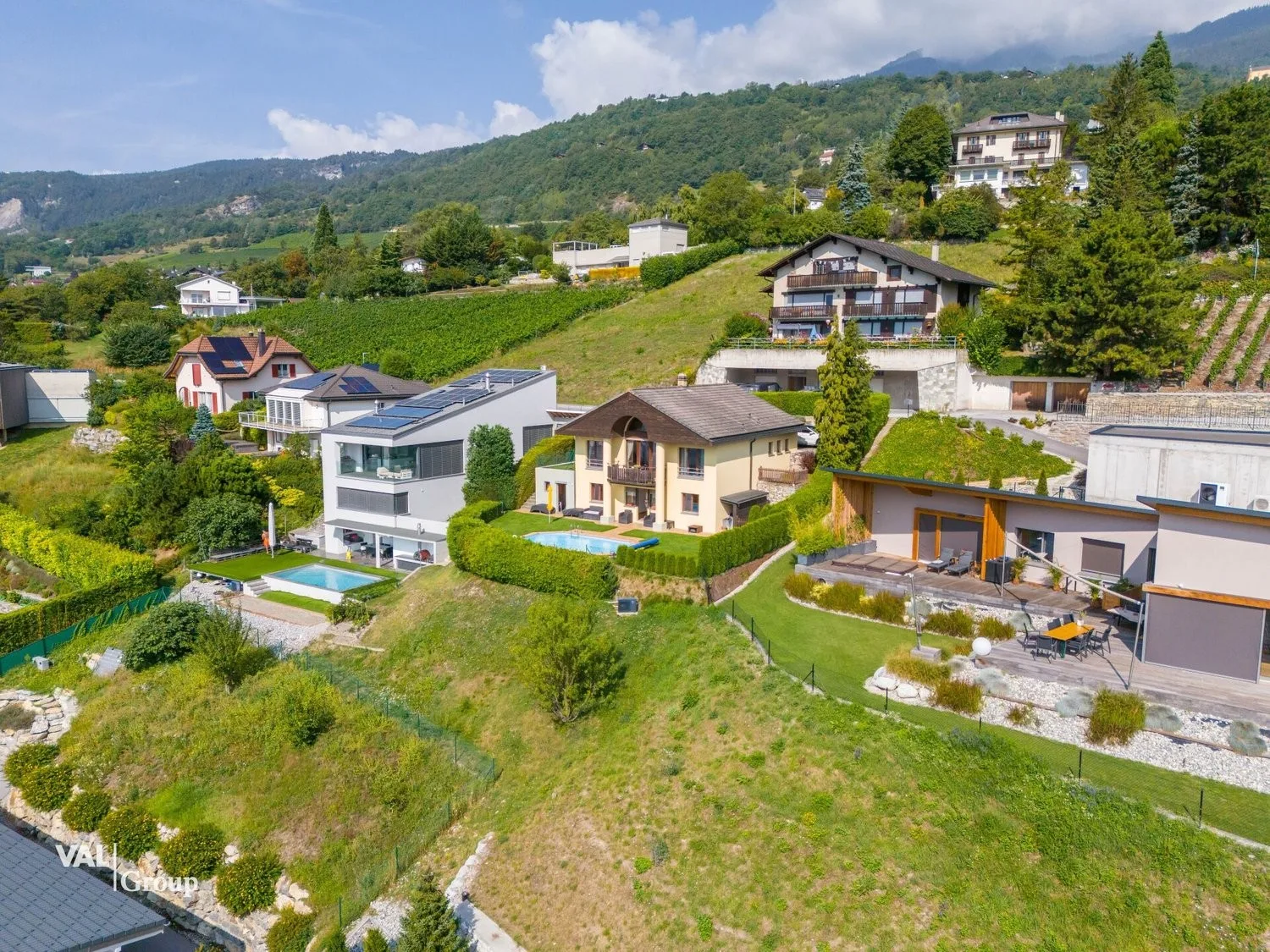 Villa de Charme avec Vue Panoramique et Piscine à Venthône