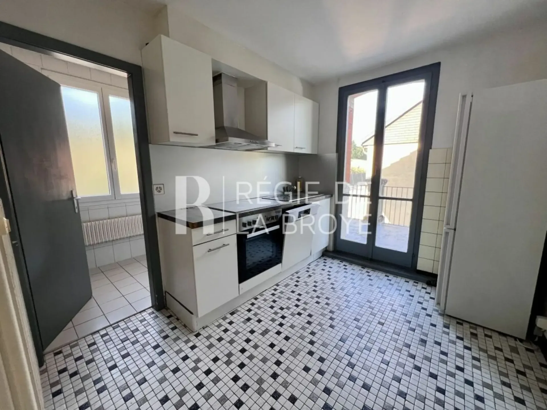 Wohnung mit 4.5 Zimmern in Rosé