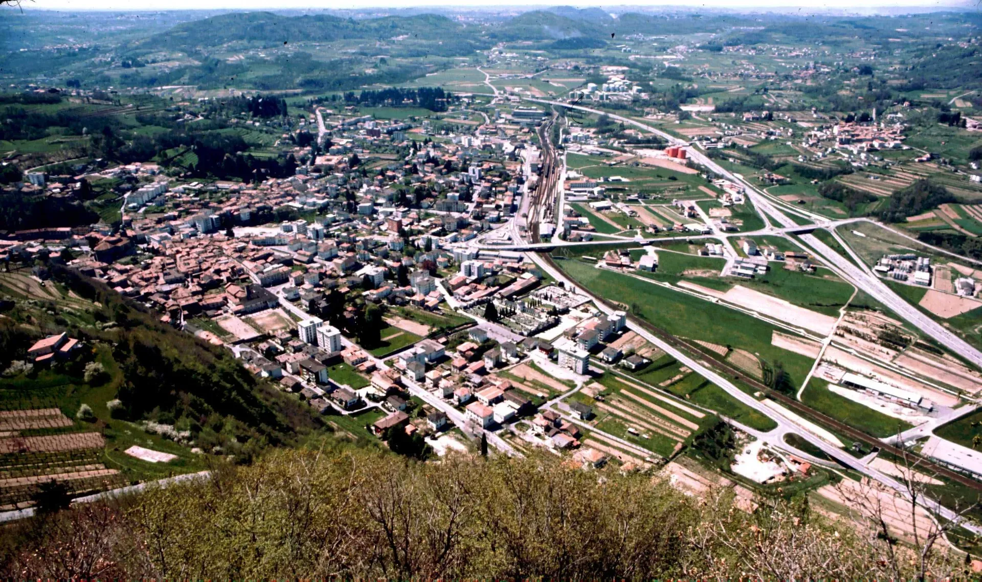 Tremona