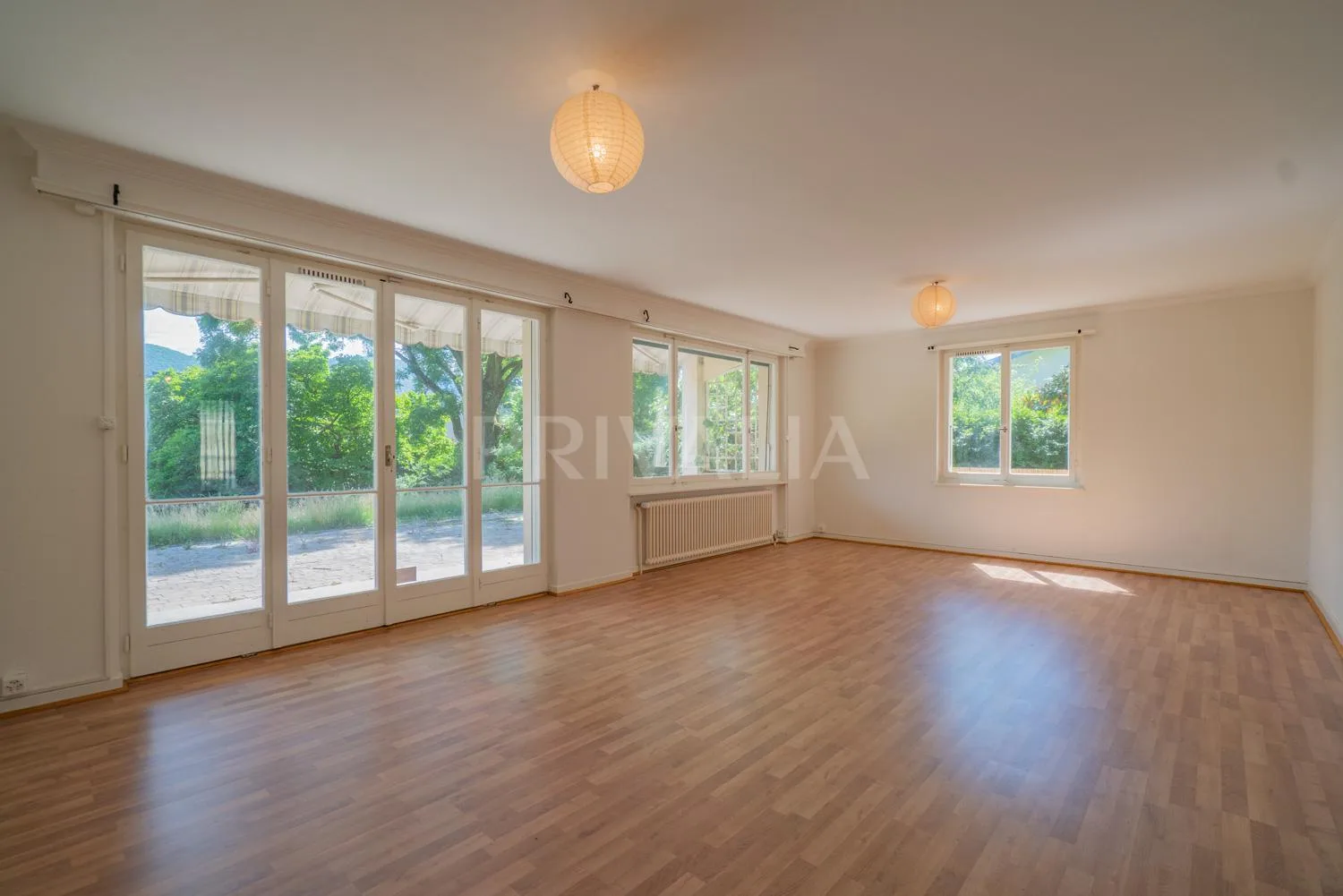 Bail à terme fixe de 7 mois - Villa individuelle à Thônex avec jardin