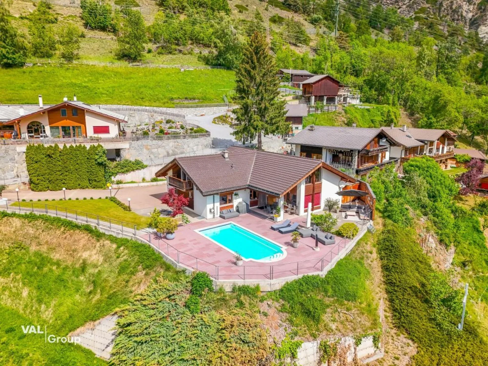Ihr Rückzugsort mit Pool, Aussicht und viel Privatsphäre