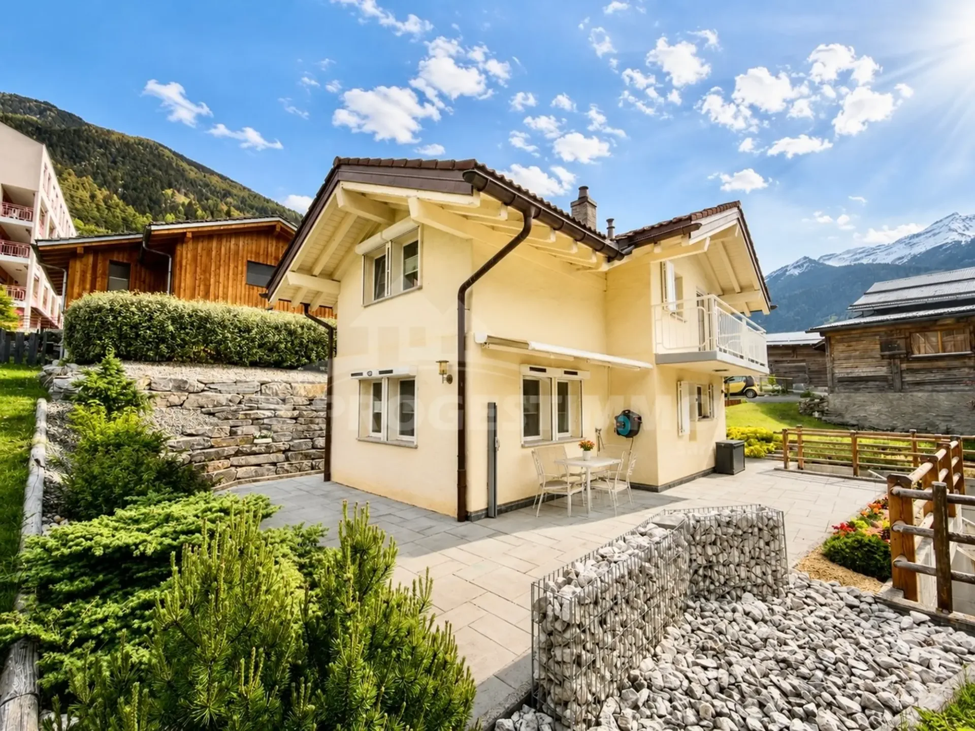 MAGNIFIQUE MAISON ALLIANT CHARME, CONFORT ET CADRE ALPIN PRIVILÉGIÉ