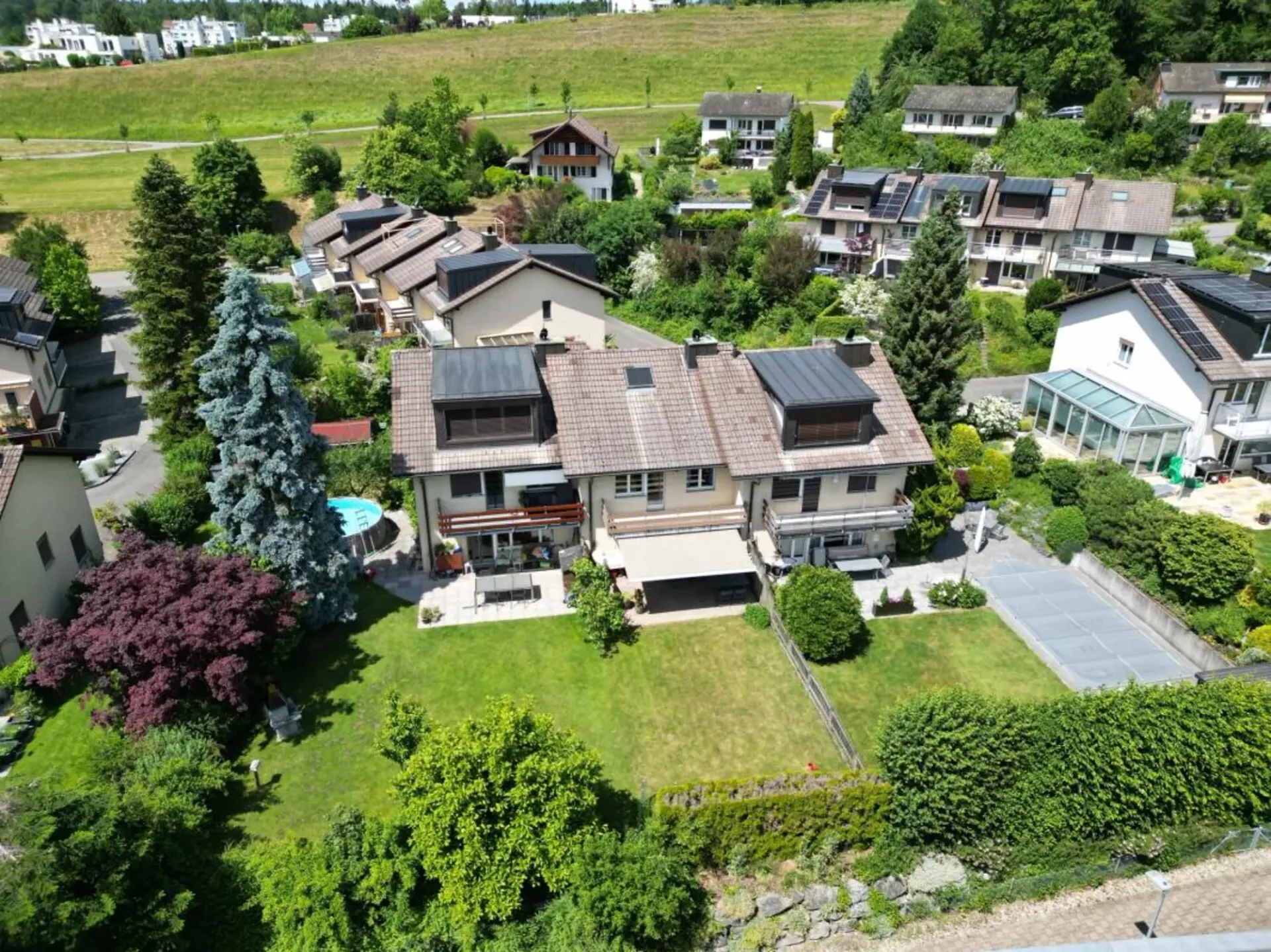 6.5-Zimmer-Reihenmittelhaus an bevorzugter Wohnlage