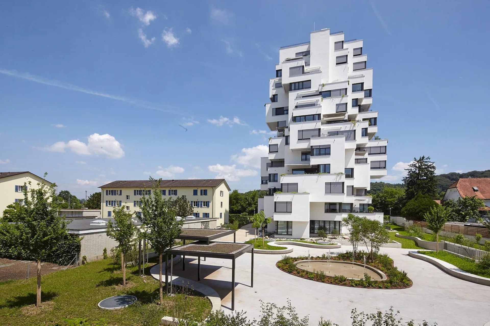 Appartement de propriété confortable avec deux places de parking