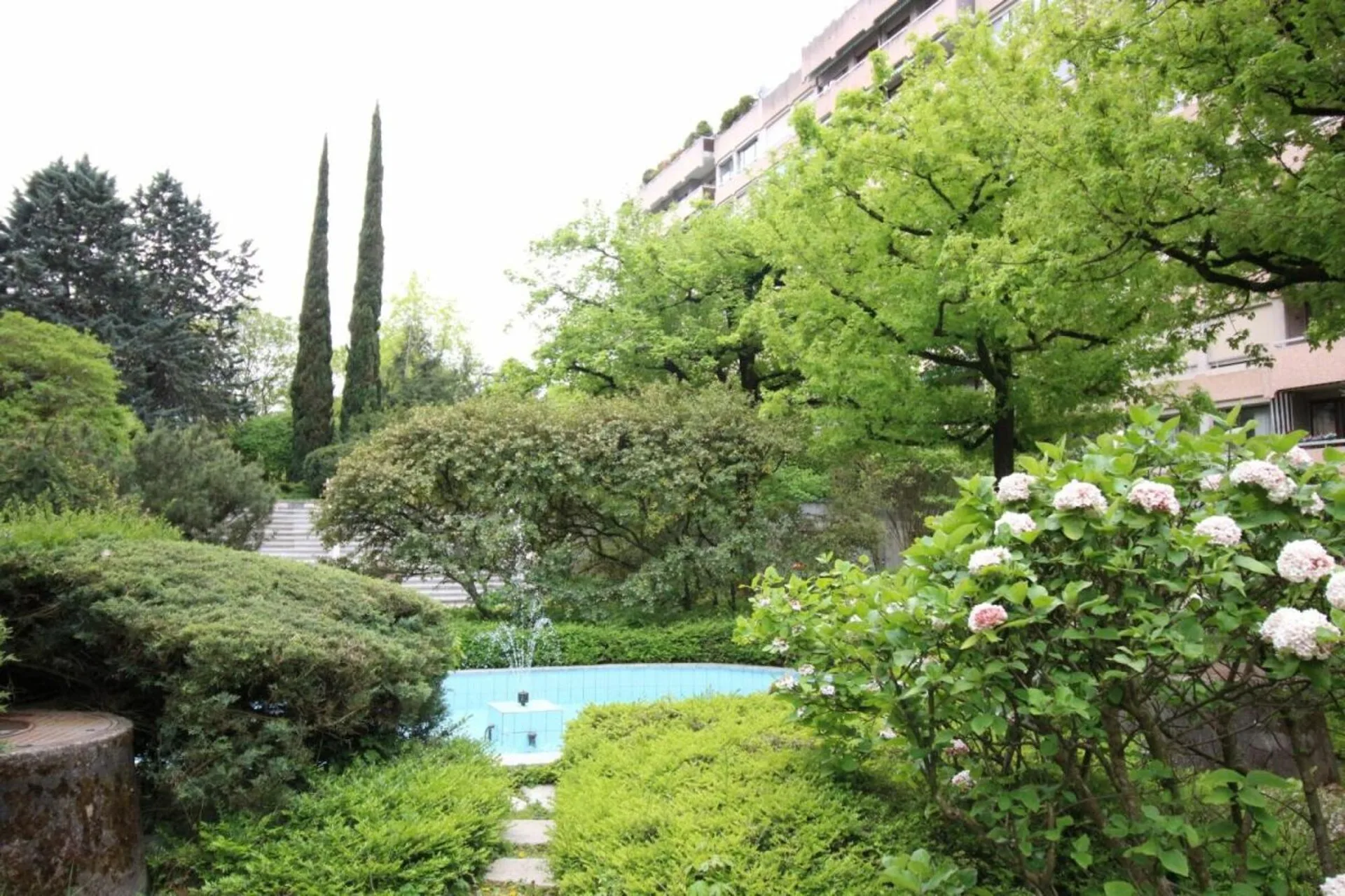 Appartement 7 pièces à Genève - Rez Superieur