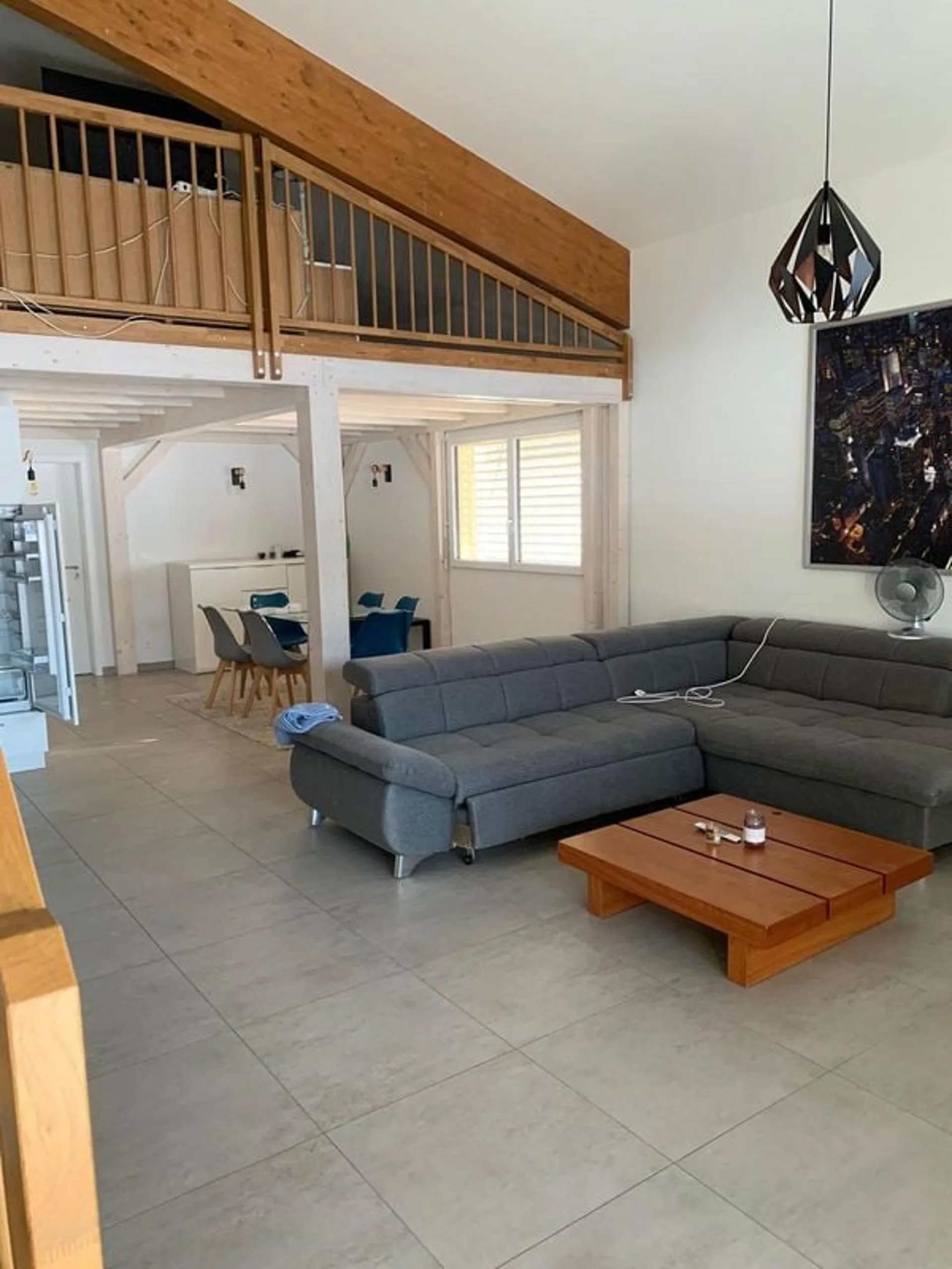 Prächtiges helles Loft von 96 m2, auf dem Land